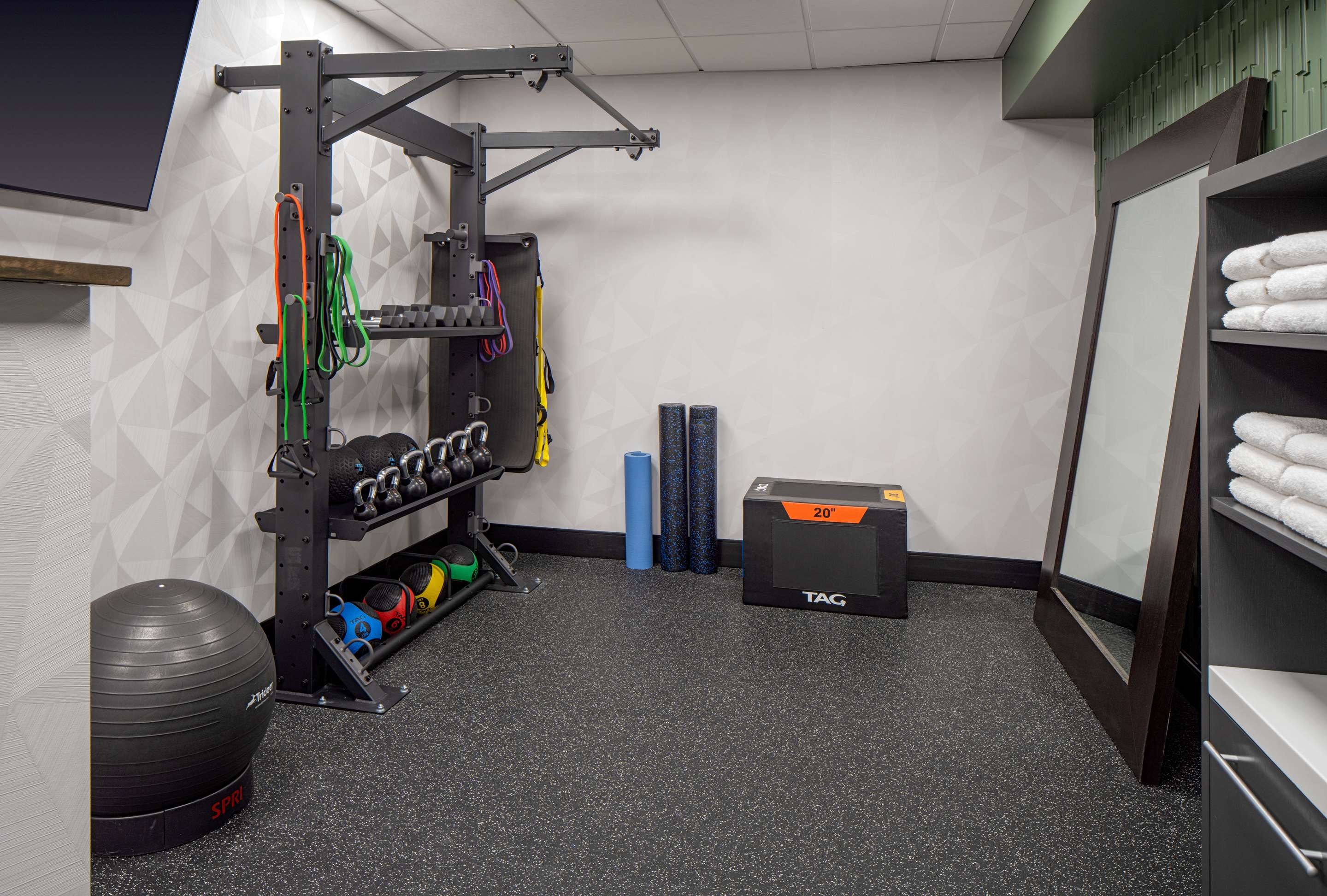 Health club fitness center gym | DoubleTree Suites by Hilton Hotel Salt Lake City