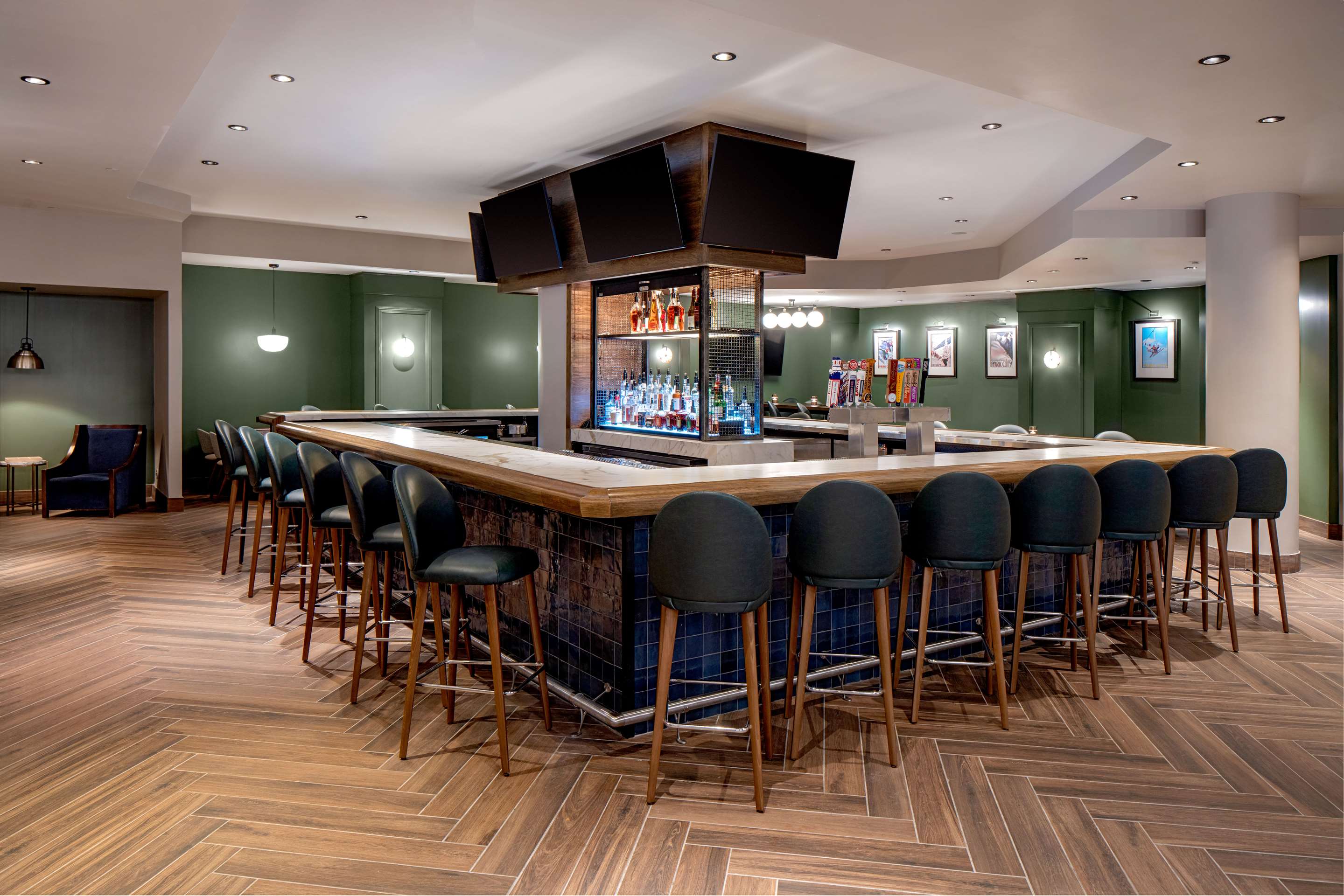BarLounge | DoubleTree Suites by Hilton Hotel Salt Lake City