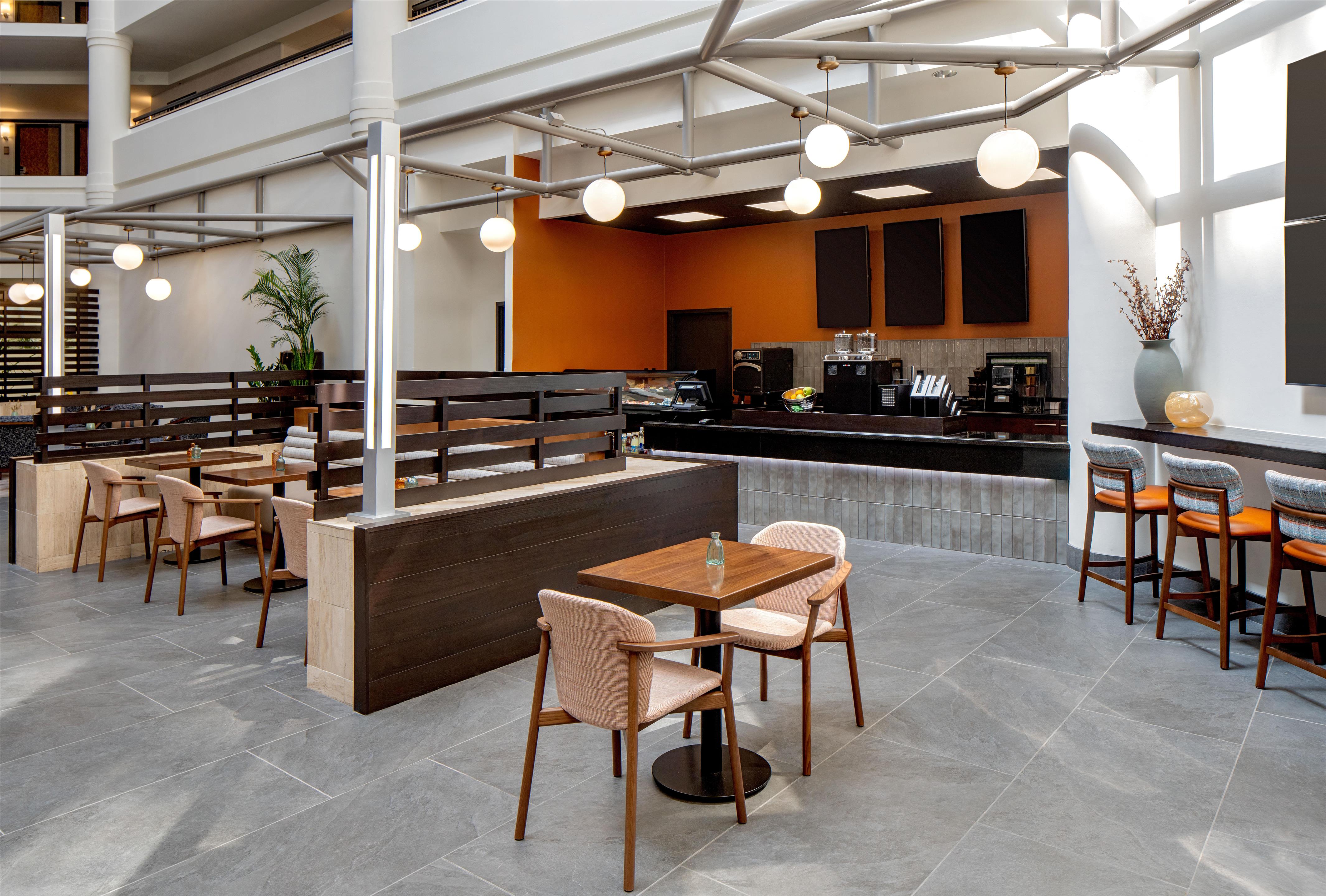 Restaurant | DoubleTree Suites by Hilton Hotel Salt Lake City