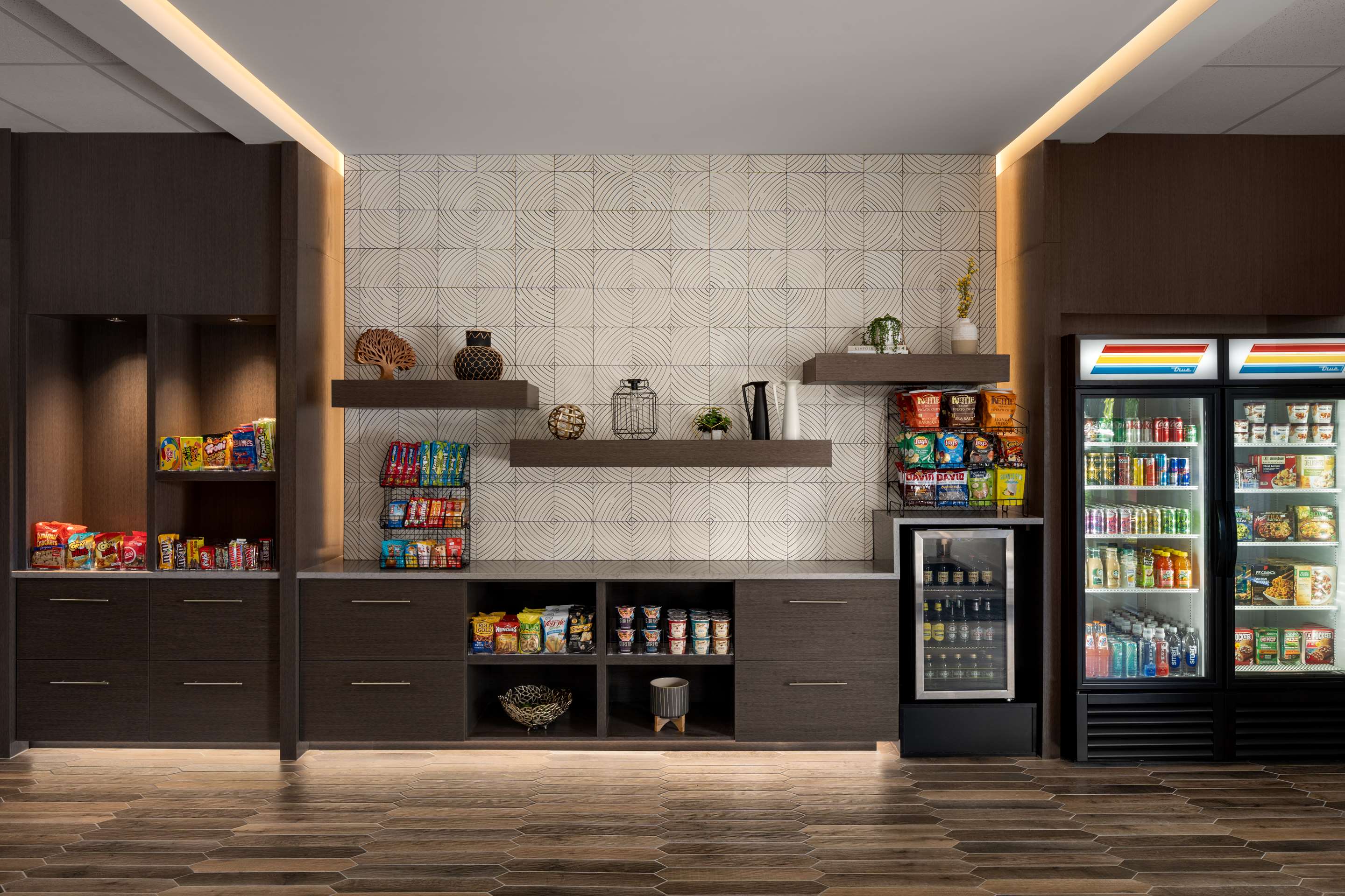 Restaurant | Doubletree by Hilton Salem