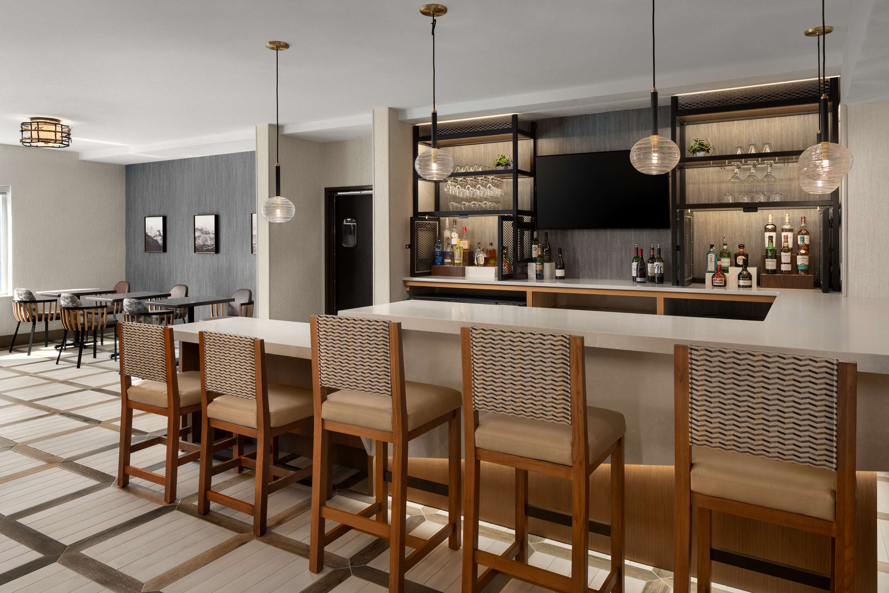BarLounge | Doubletree by Hilton Salem