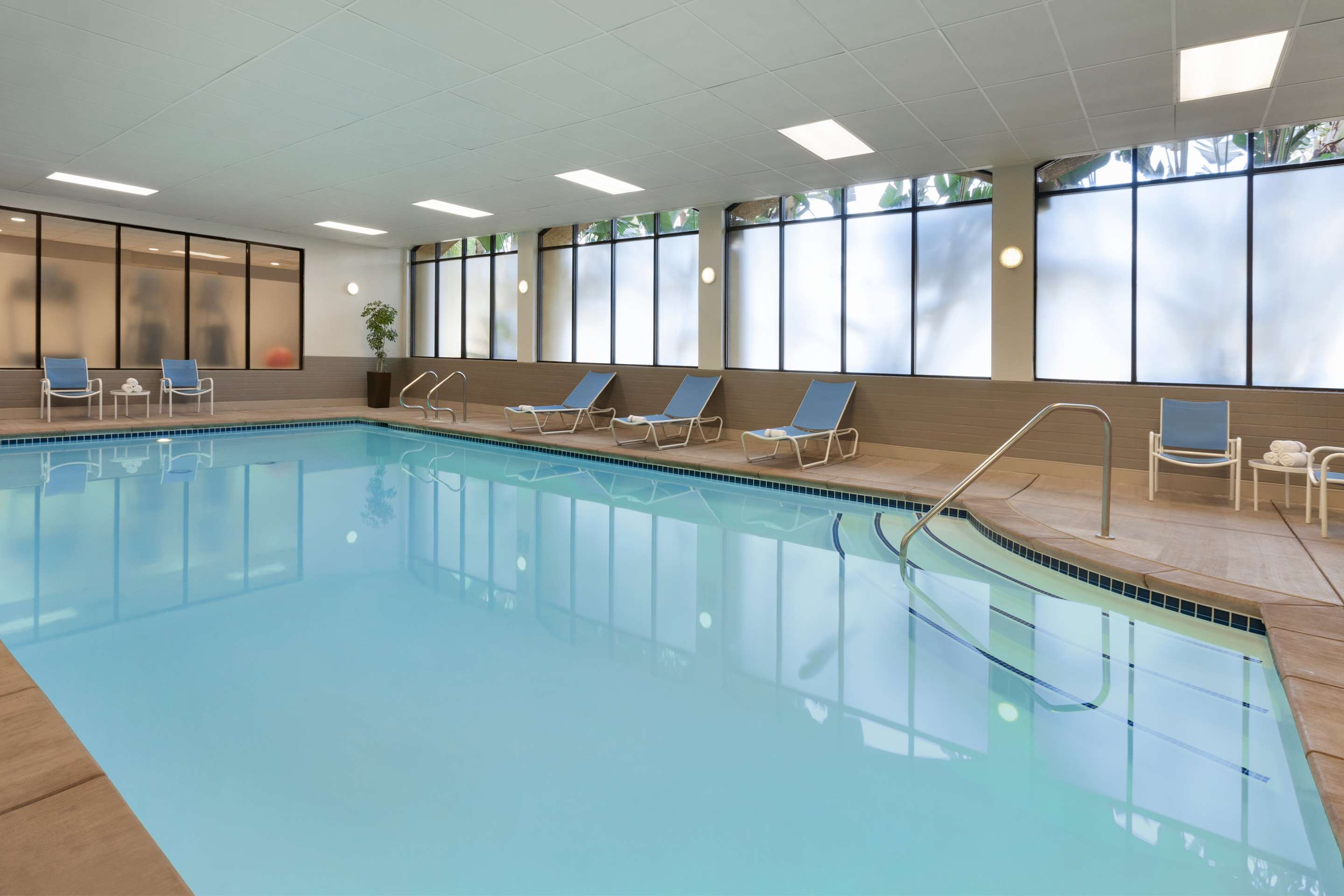 Pool | Embassy Suites by Hilton San Luis Obispo