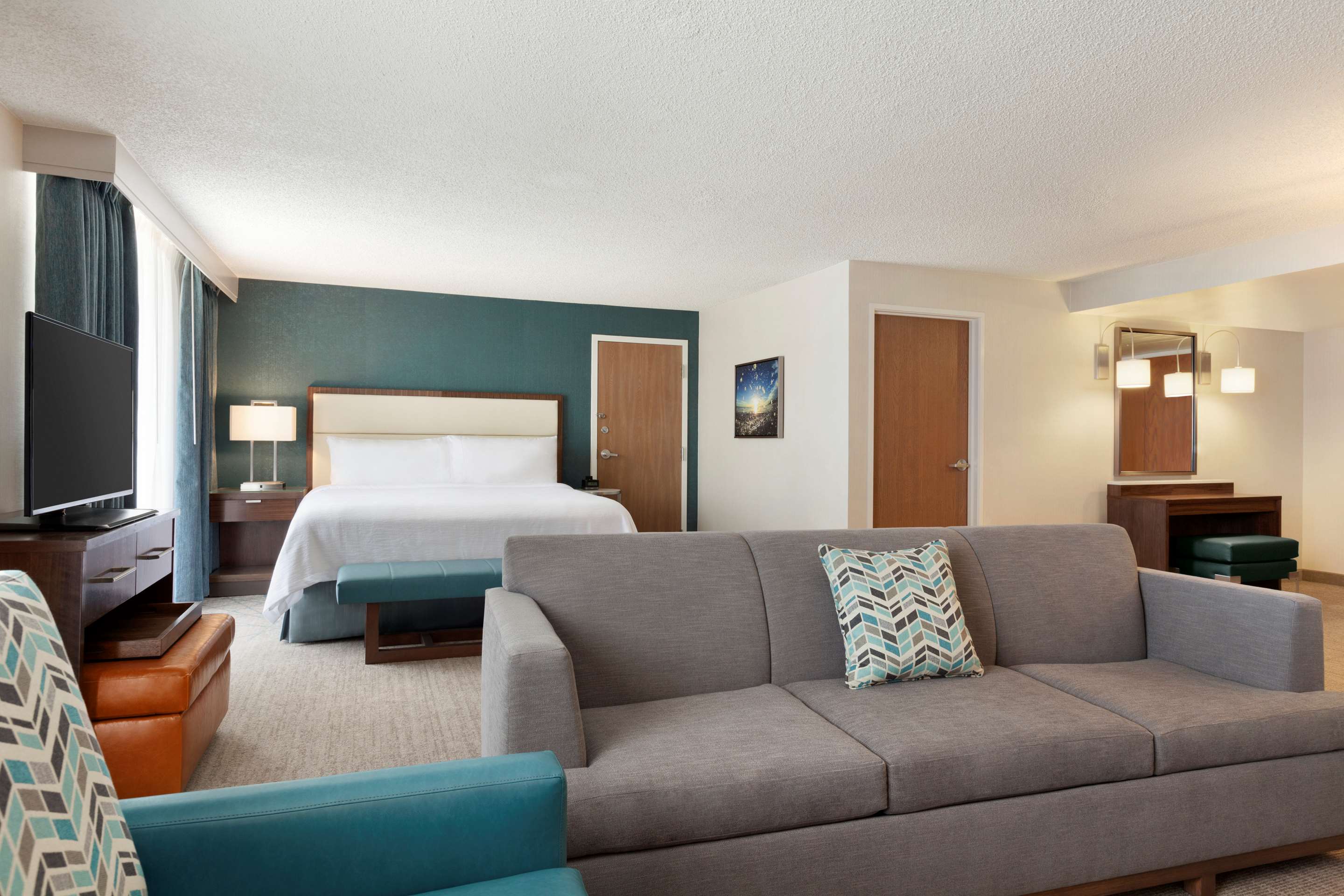 Guest room
