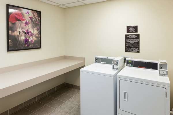  - Hilton Garden Inn Sacramento - I-5, Exits 521 & 521B