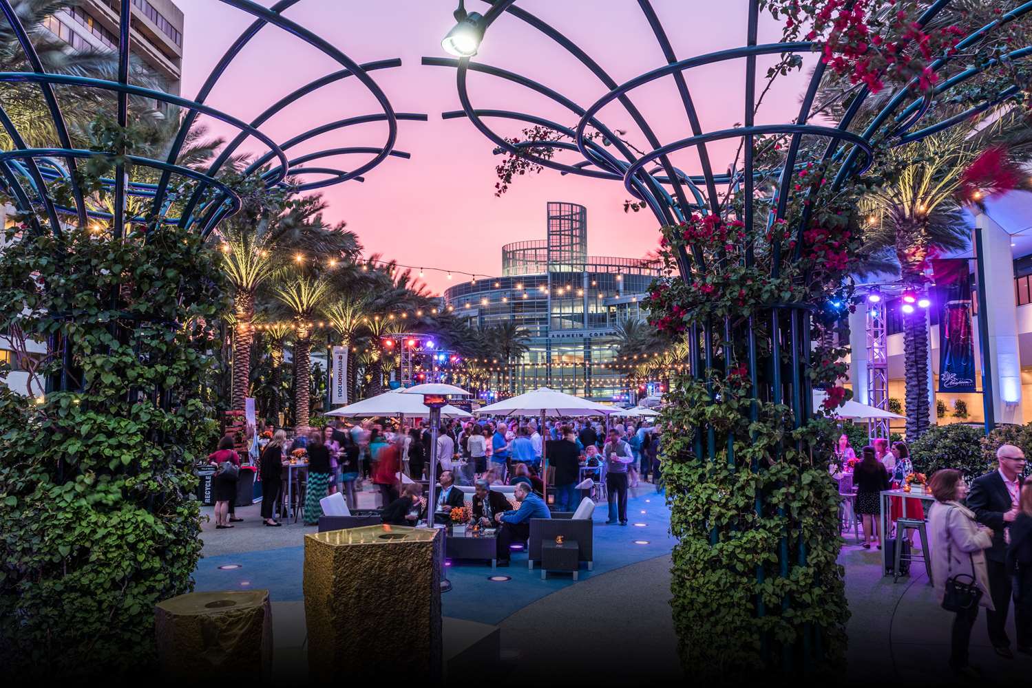 Hilton Hotel Anaheim Convention Center CA See Discounts