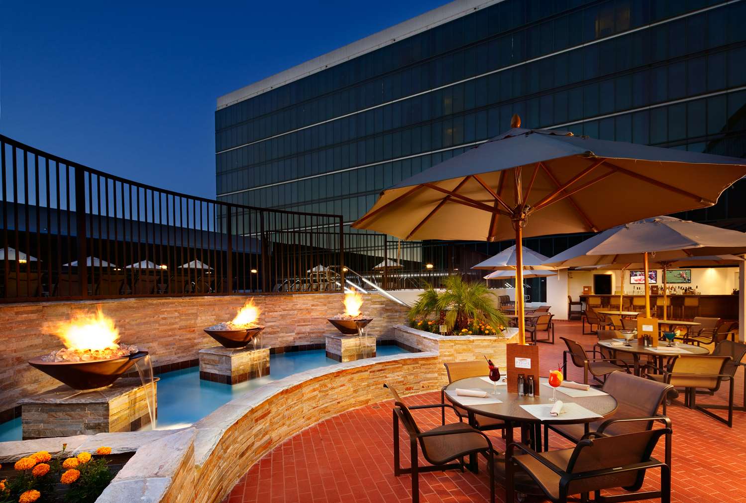 Hilton Hotel Anaheim Convention Center CA See Discounts