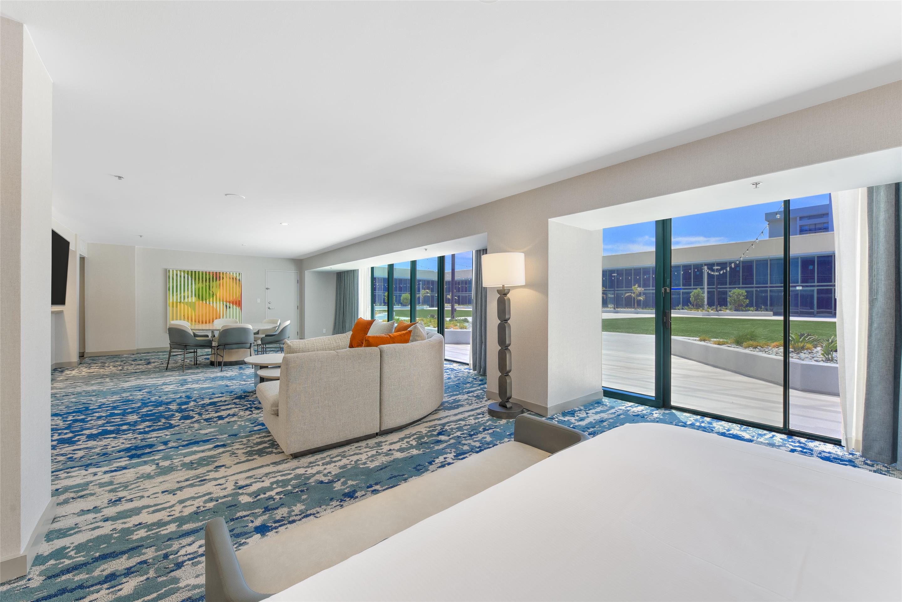 Guest room