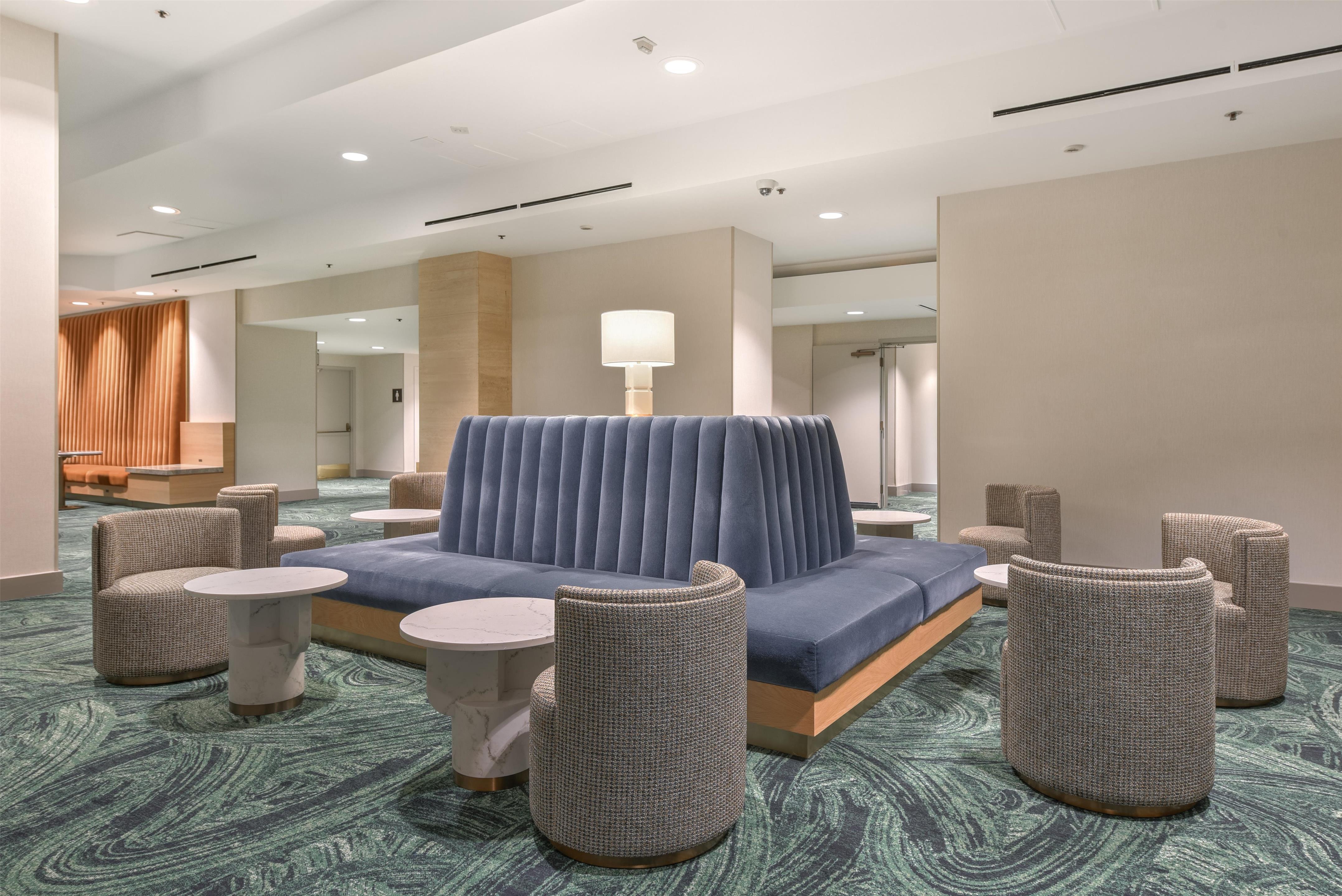 Lobby | Hilton Anaheim
