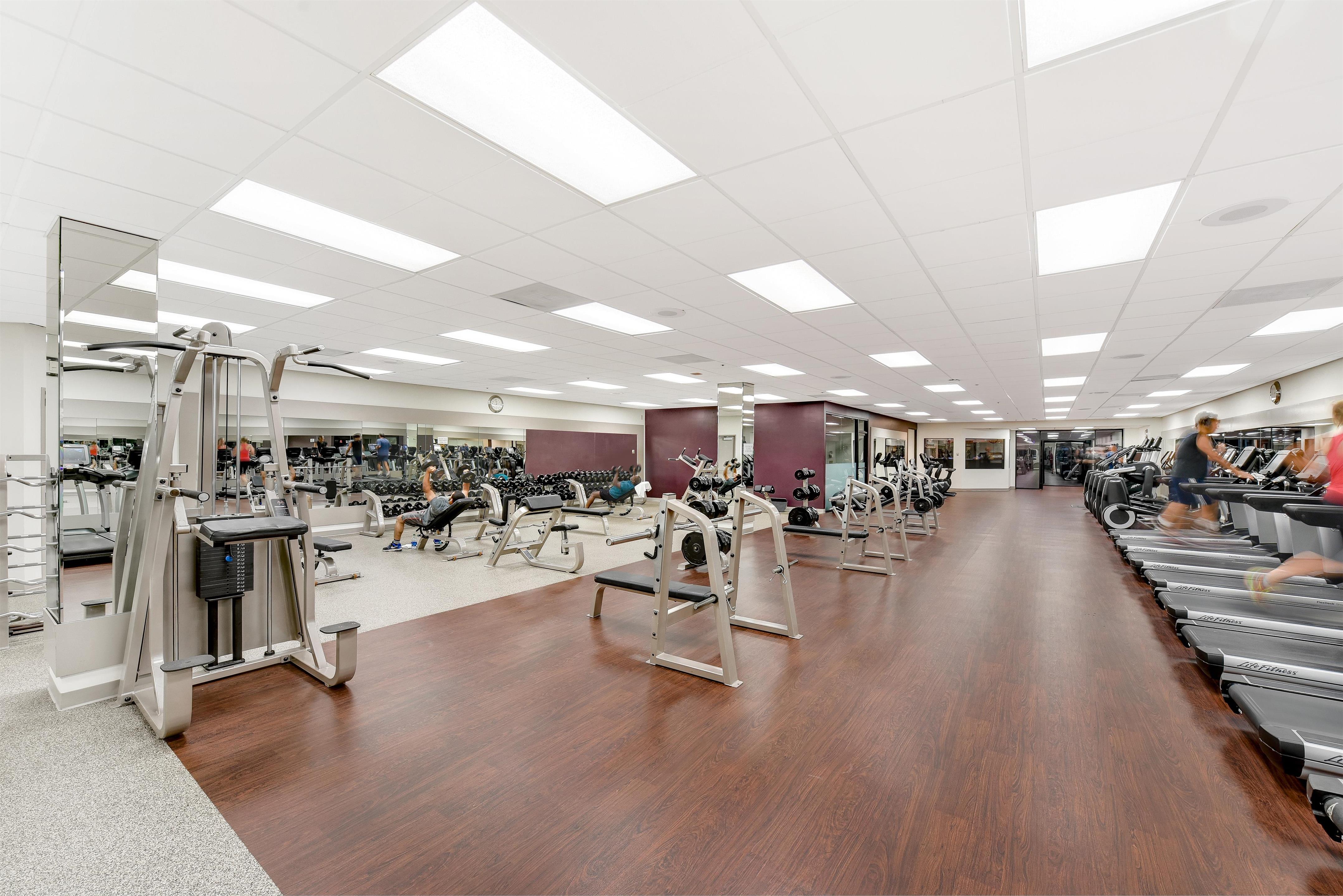 Health club fitness center gym | Hilton Anaheim