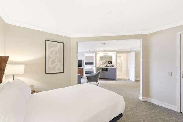  - Embassy Suites Angel Stadium Orange Anaheim - I-5, Exit 107