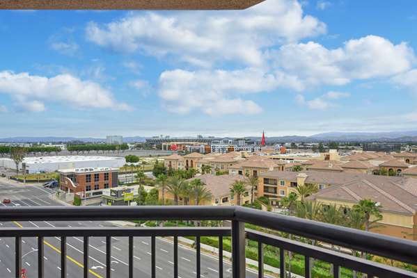  - Embassy Suites Angel Stadium Orange Anaheim - I-5, Exit 107