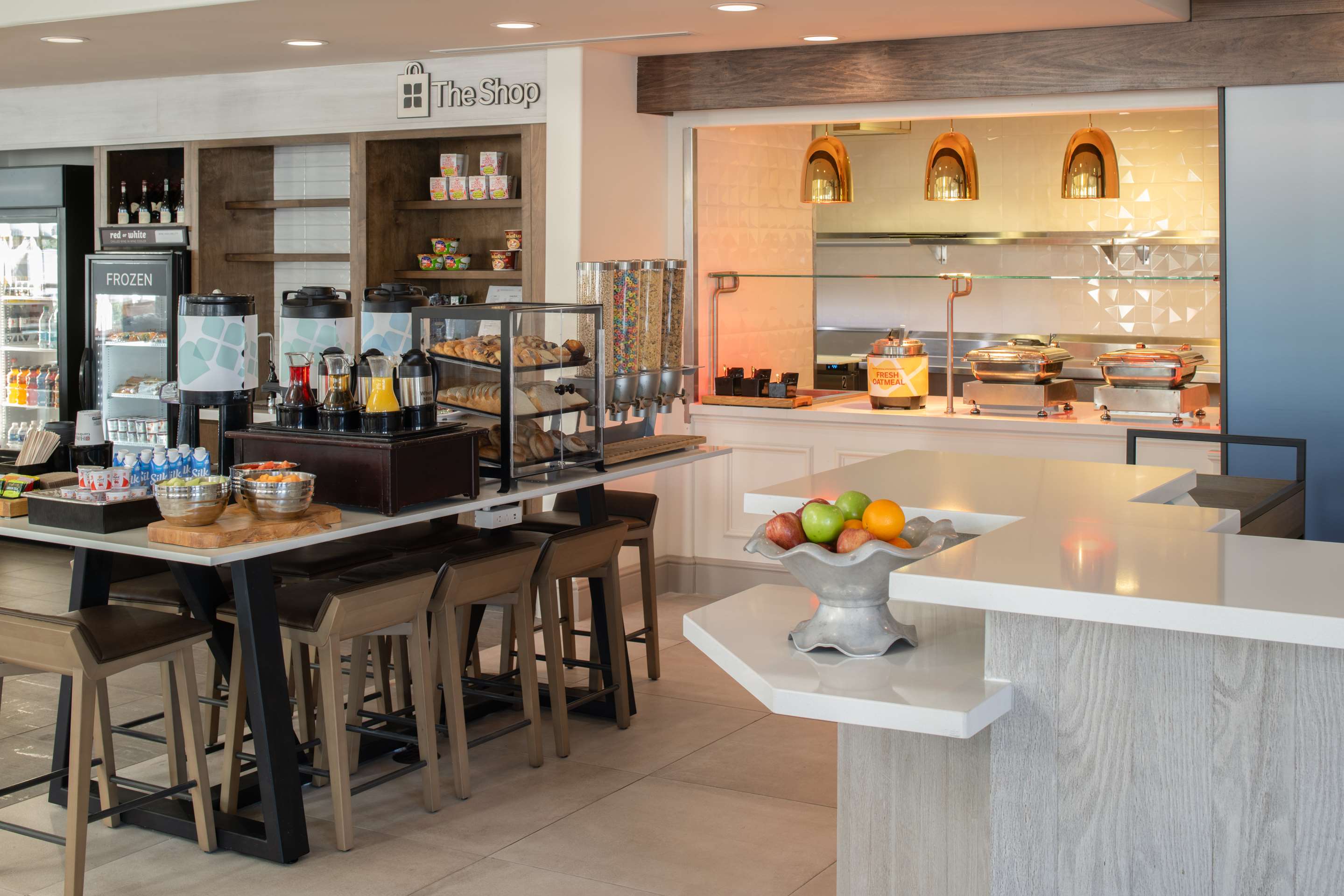Breakfast Area | Hilton Garden Inn Fontana