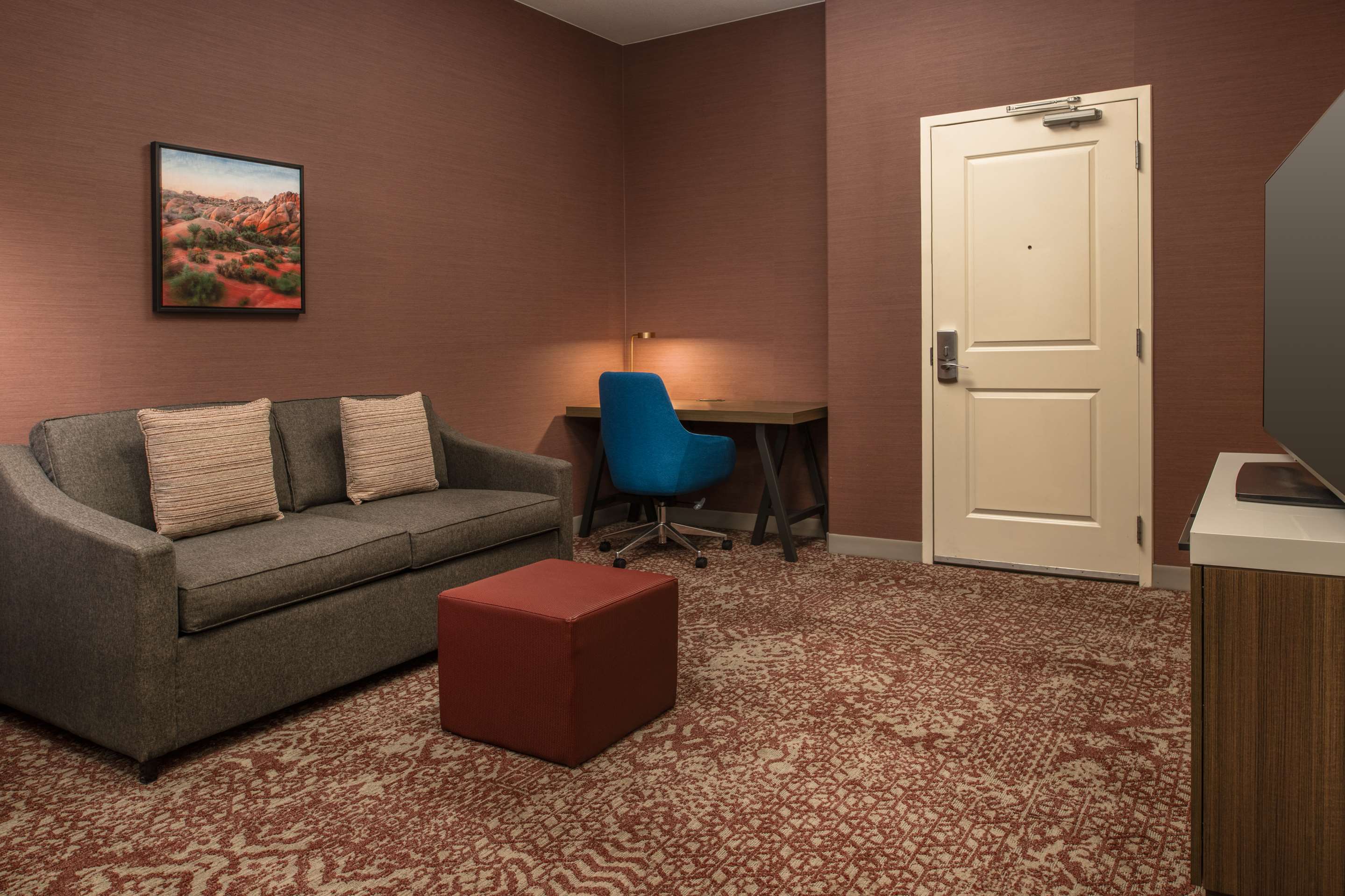 Guest room