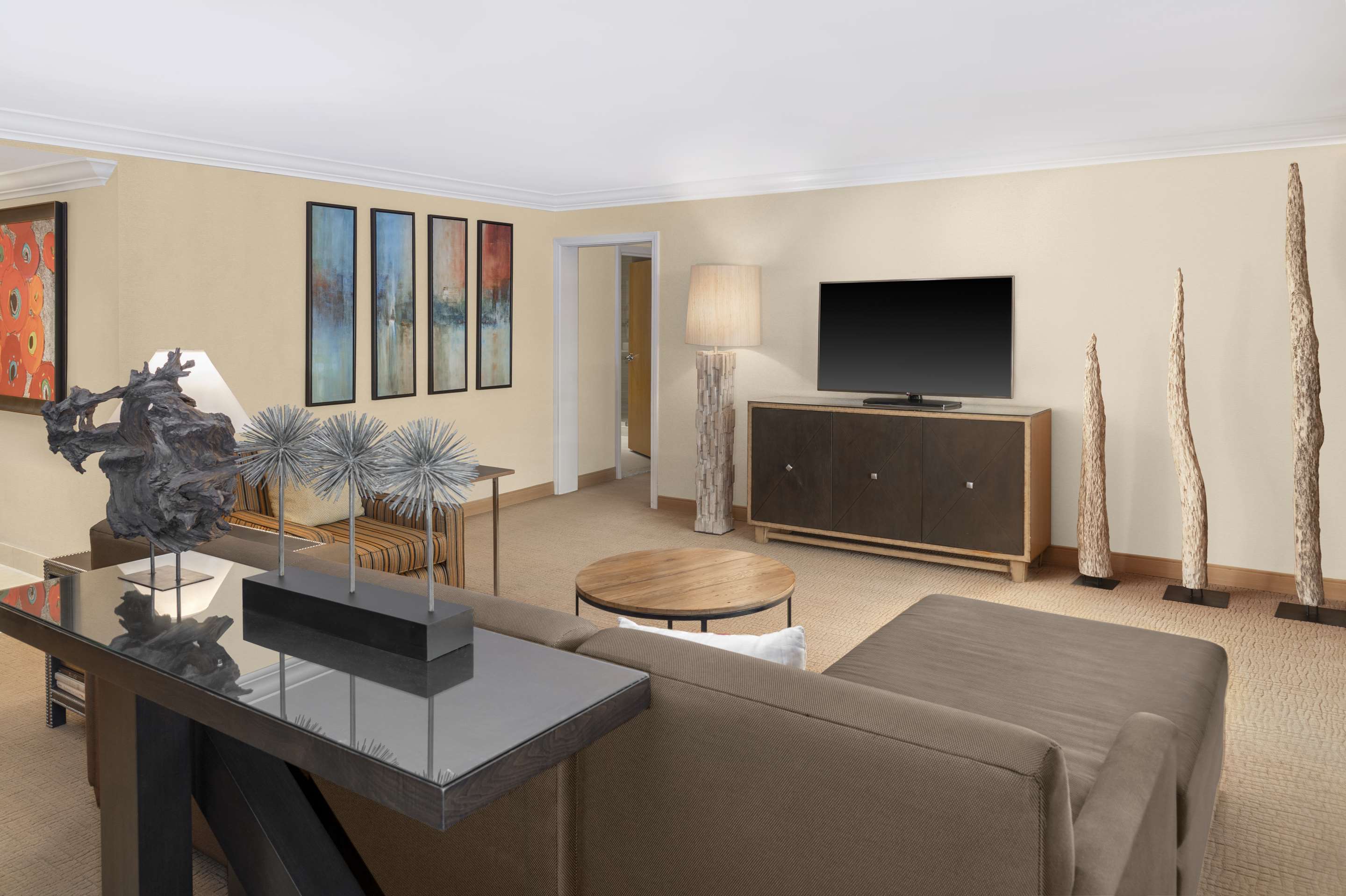 Guest room