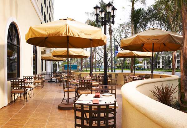 Restaurant - DoubleTree Suites by Hilton Hotel Anaheim Resort Convention Center