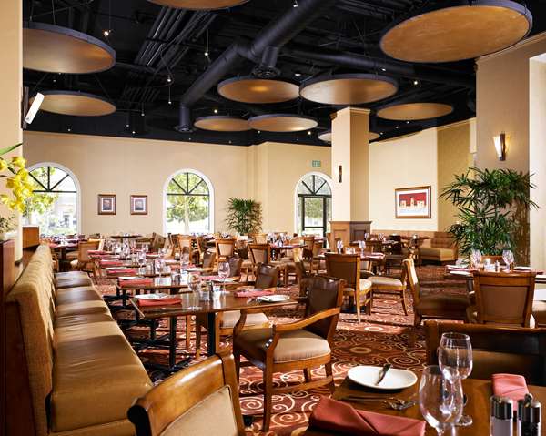 Restaurant - DoubleTree Suites by Hilton Hotel Anaheim Resort Convention Center