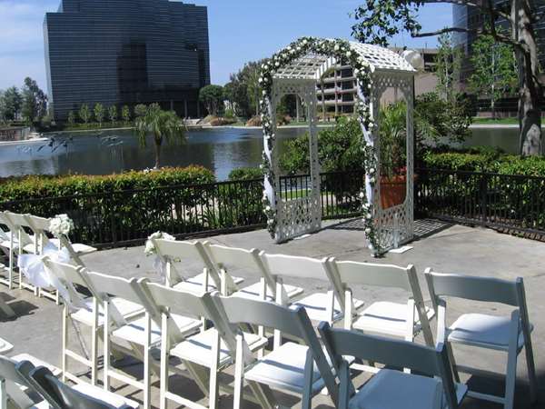 Exterior view - DoubleTree by Hilton Hotel OC Airport Santa Ana