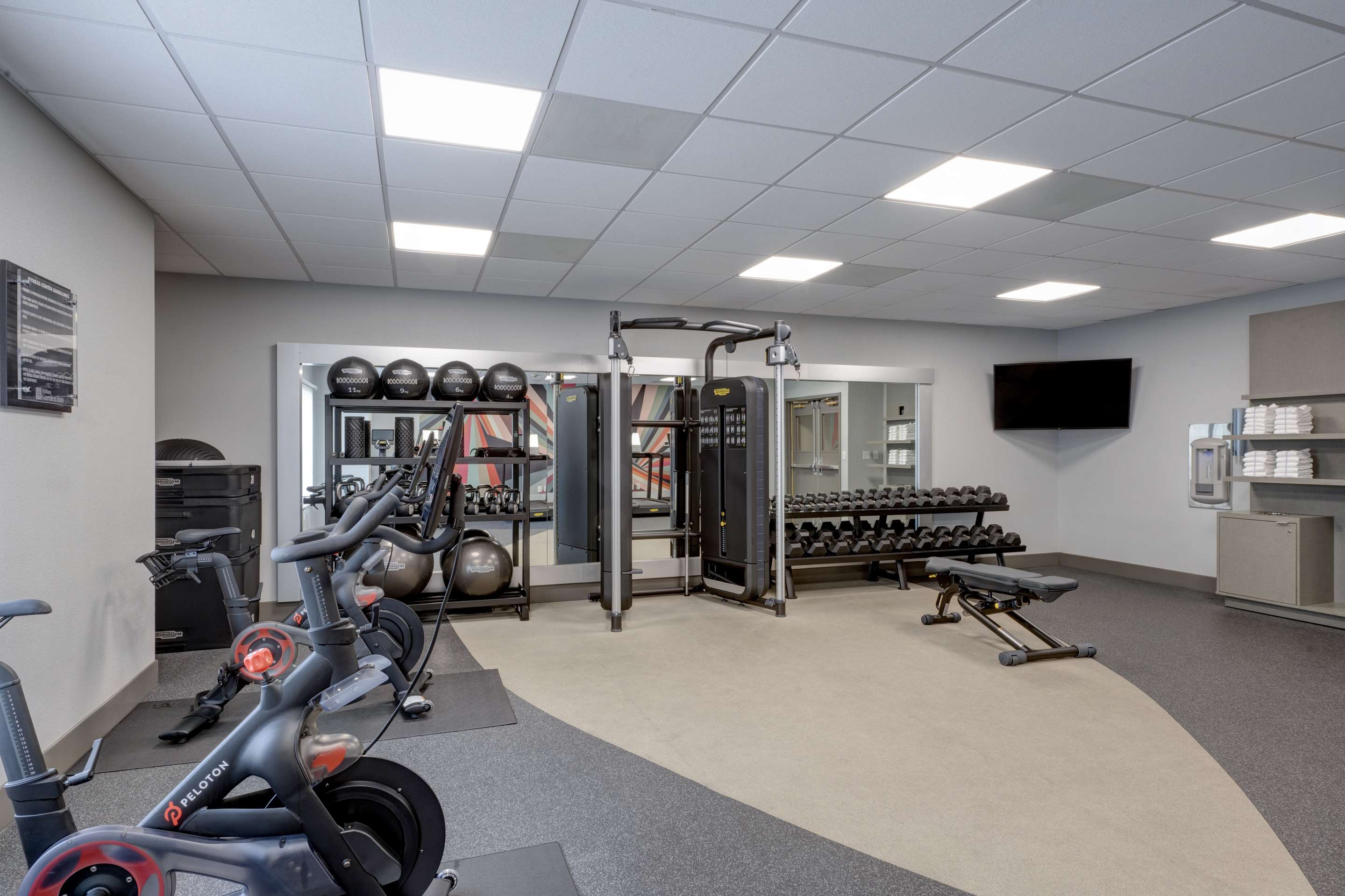 Health club fitness center gym | Hilton Garden Inn Anaheim/Garden Grove