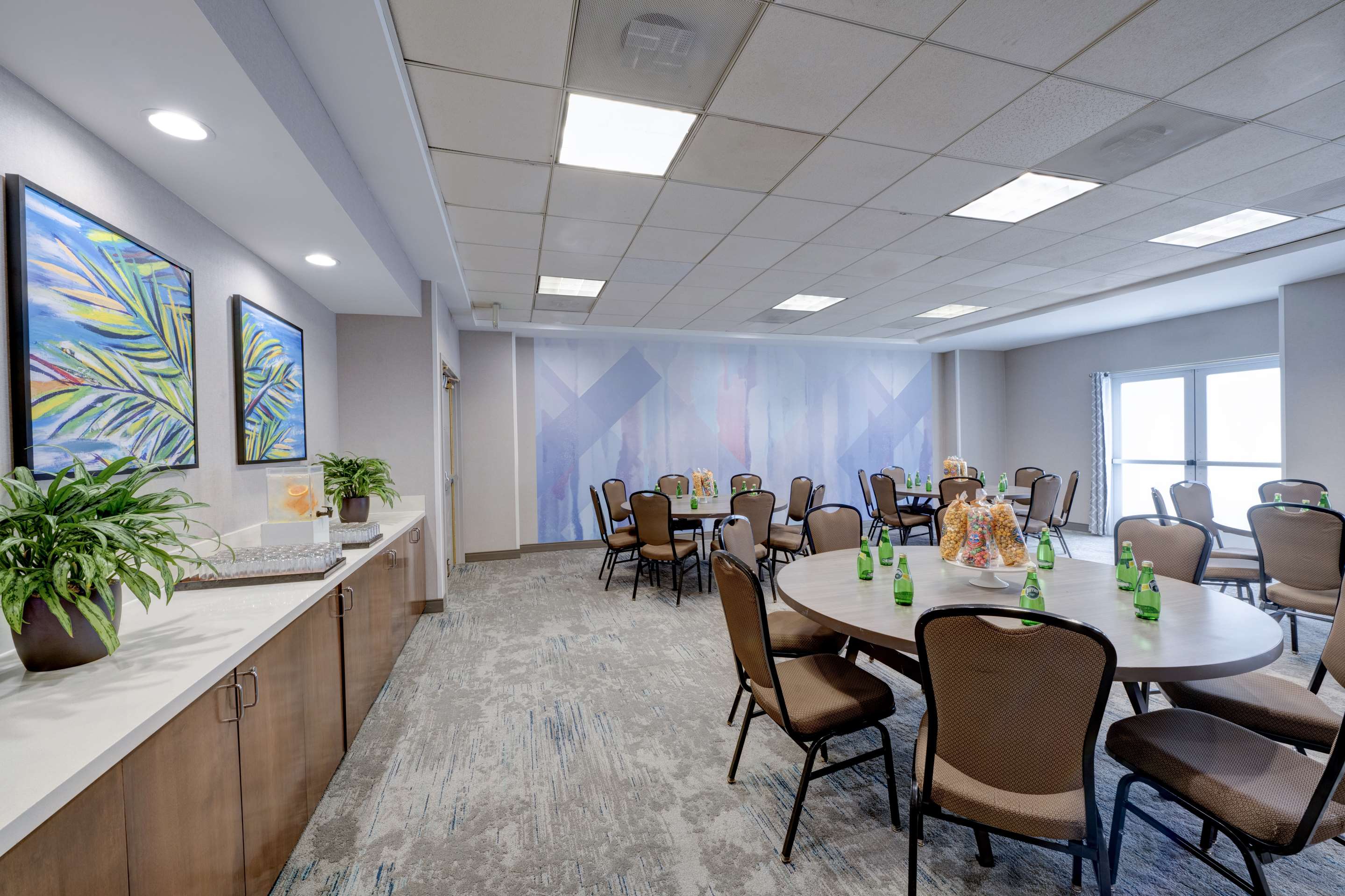 Meeting Room | Hilton Garden Inn Anaheim/Garden Grove
