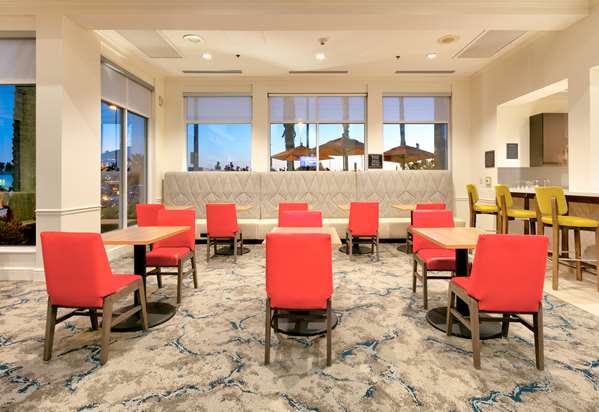 Amenities - Hilton Garden Inn Foothill Ranch