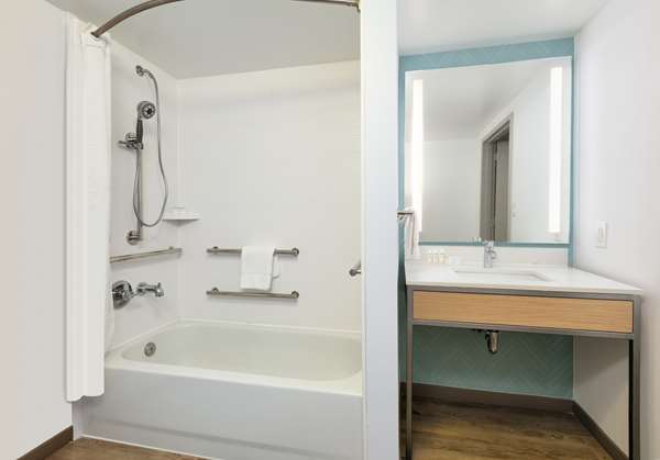  - Hilton Garden Inn Foothill Ranch