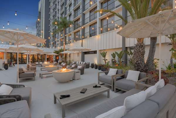 Exterior view - Hilton Hotel John Wayne Airport Irvine - I-405, Exit 8