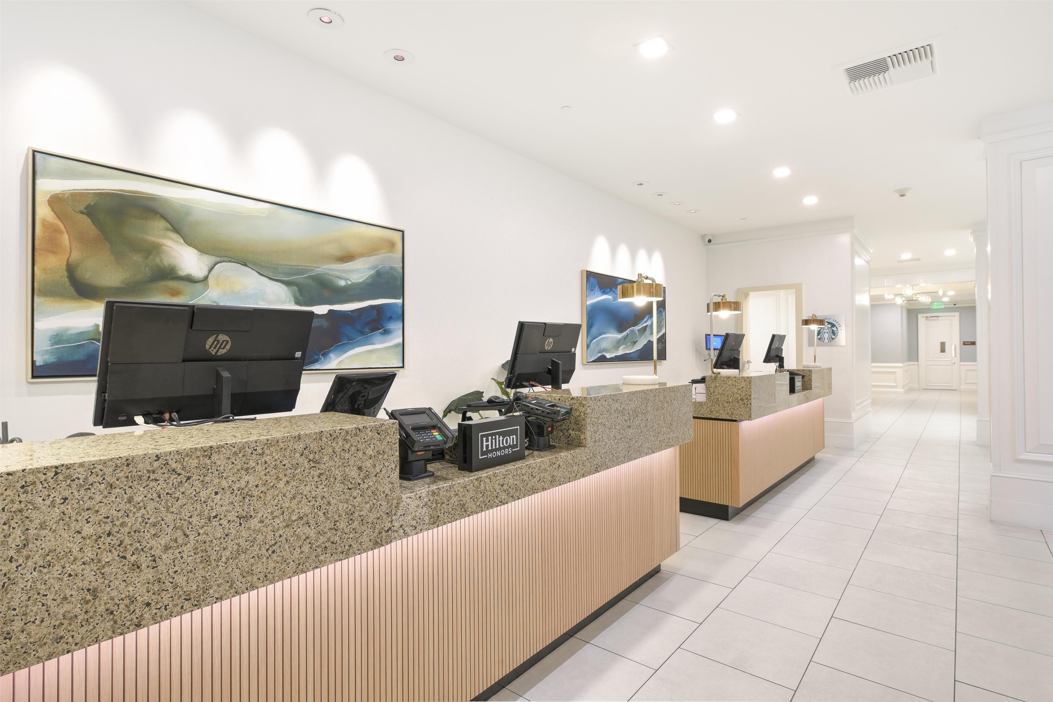Reception | Hilton Irvine/Orange County Airport