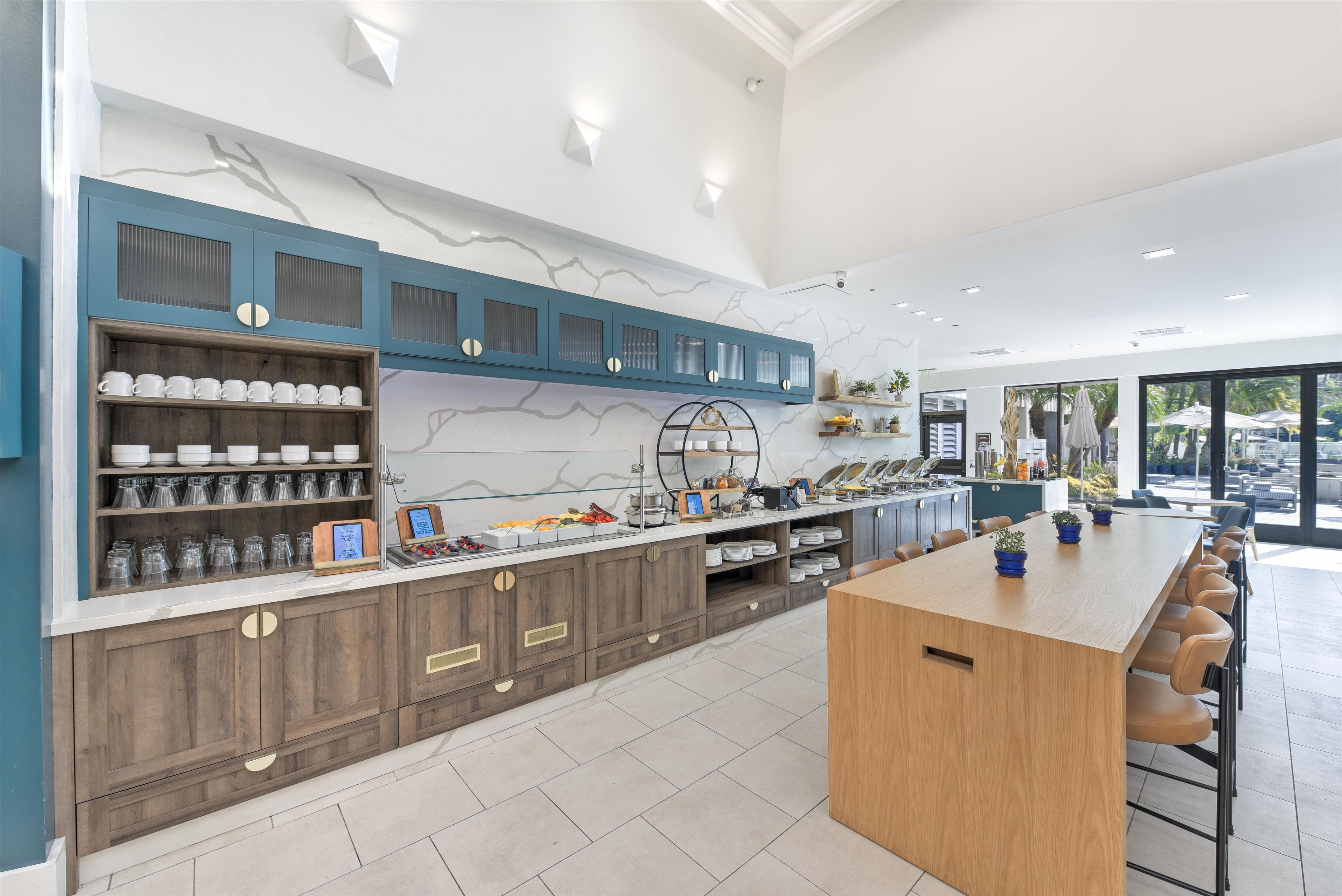 Restaurant | Hilton Irvine/Orange County Airport