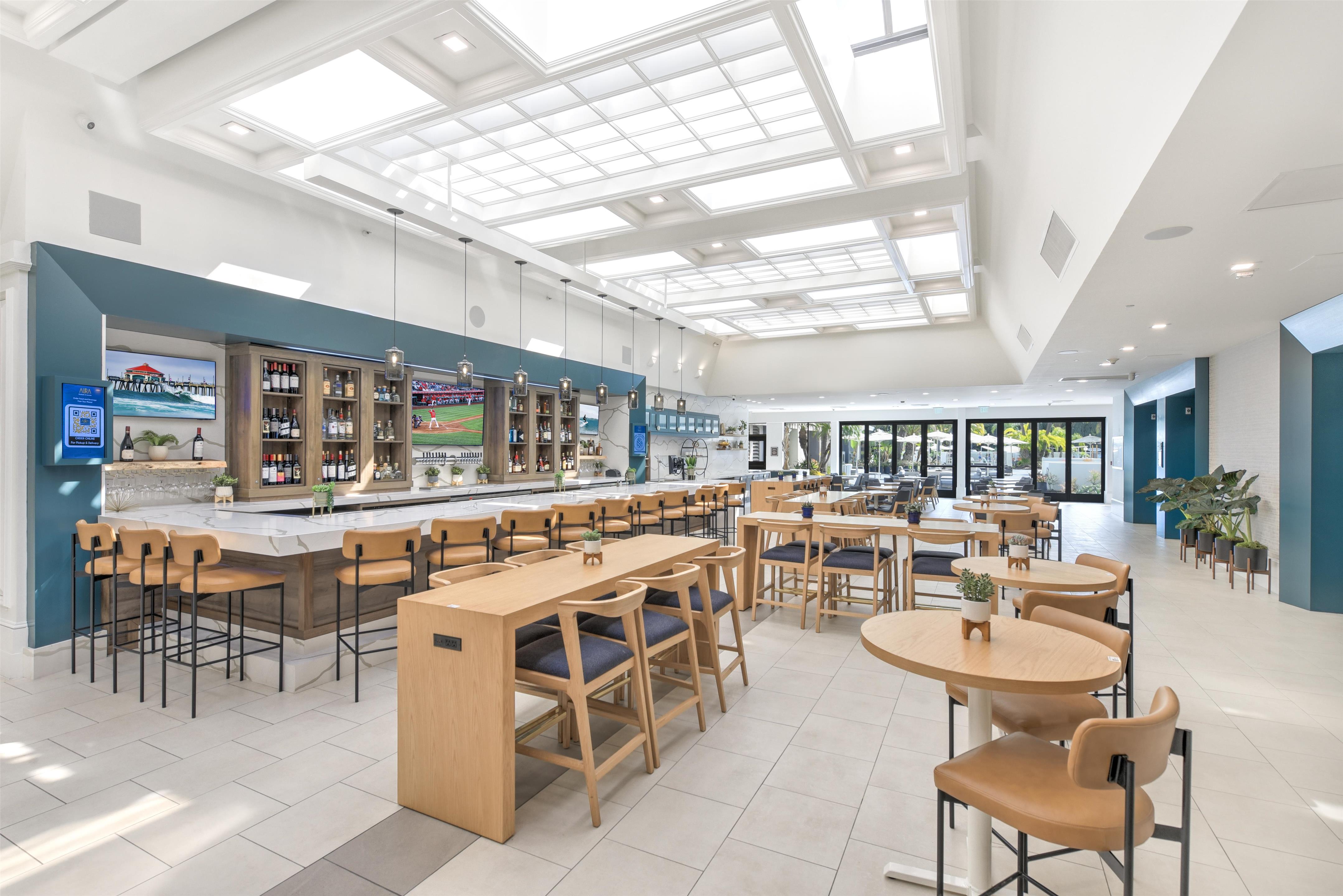 BarLounge | Hilton Irvine/Orange County Airport