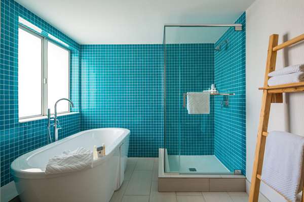  - DoubleTree Suites by Hilton Dana Point - I-5, Exit 79