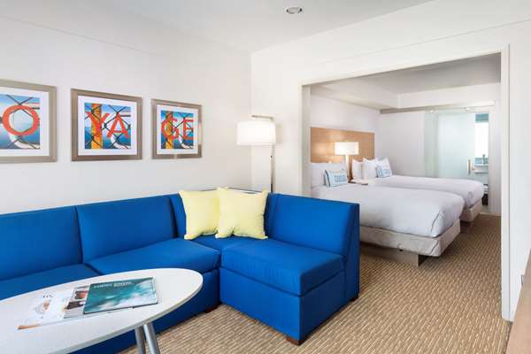  - DoubleTree Suites by Hilton Dana Point - I-5, Exit 79