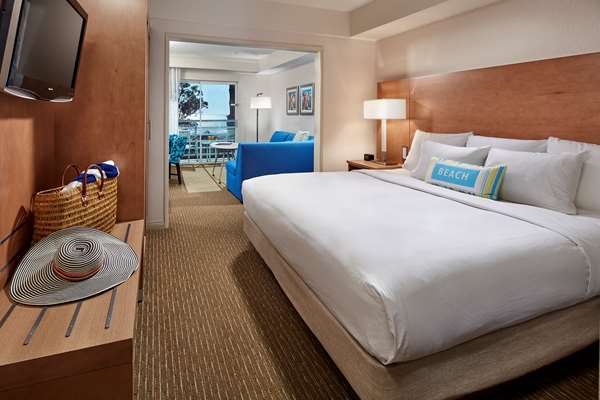  - DoubleTree Suites by Hilton Dana Point - I-5, Exit 79