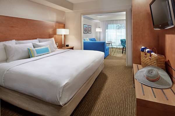  - DoubleTree Suites by Hilton Dana Point - I-5, Exit 79