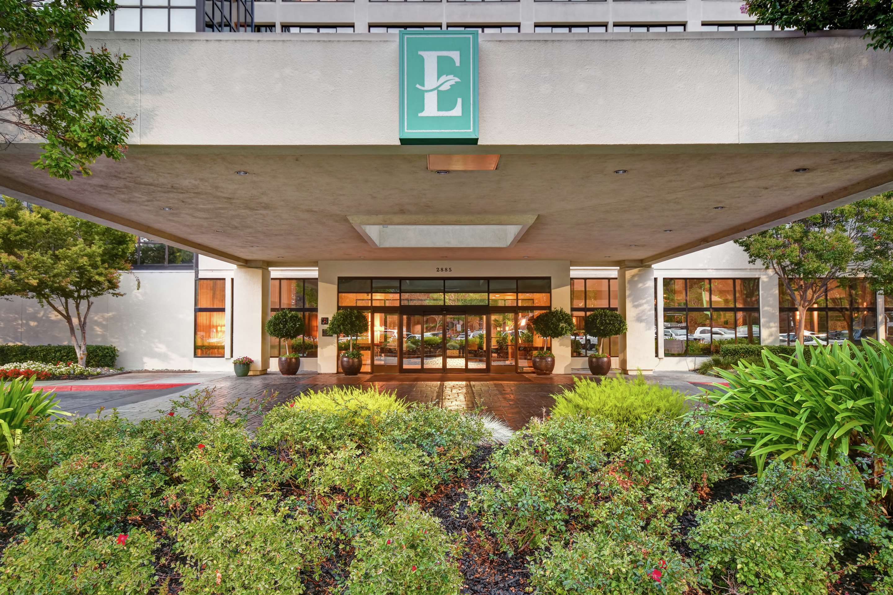 Exterior | Embassy Suites by Hilton Santa Clara Silicon Valley