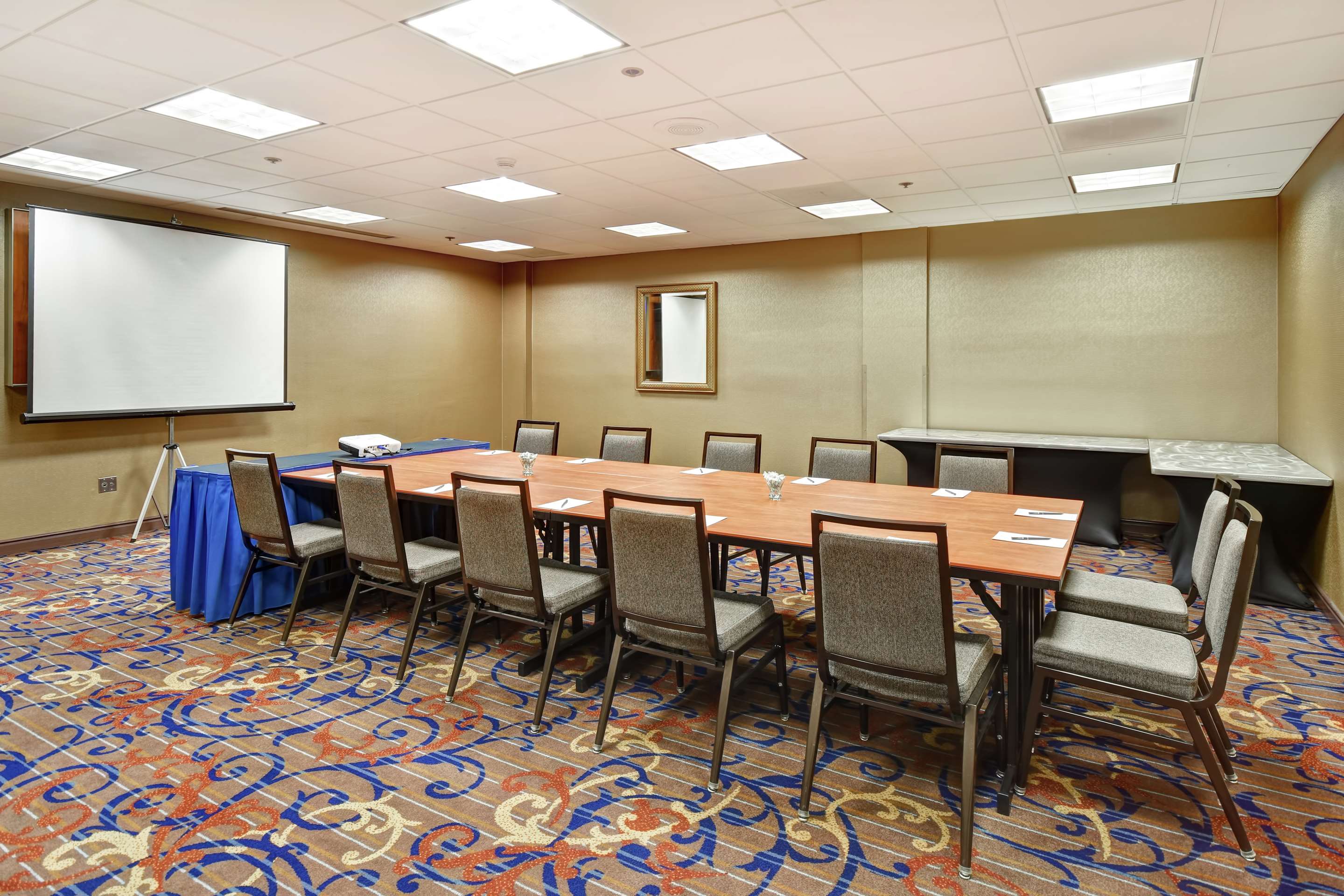 Meeting Room | Embassy Suites by Hilton Santa Clara Silicon Valley