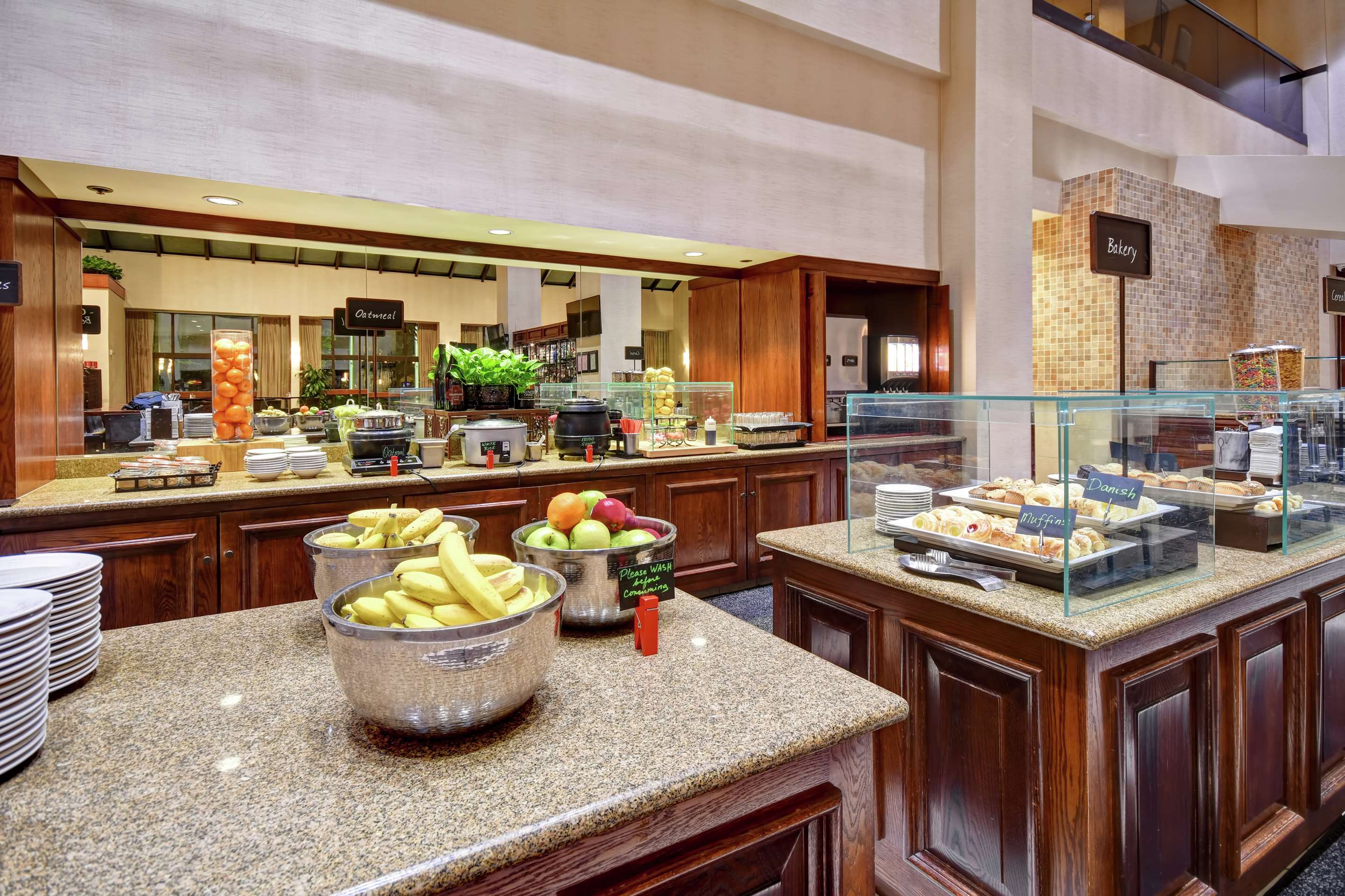 Restaurant | Embassy Suites by Hilton Santa Clara Silicon Valley