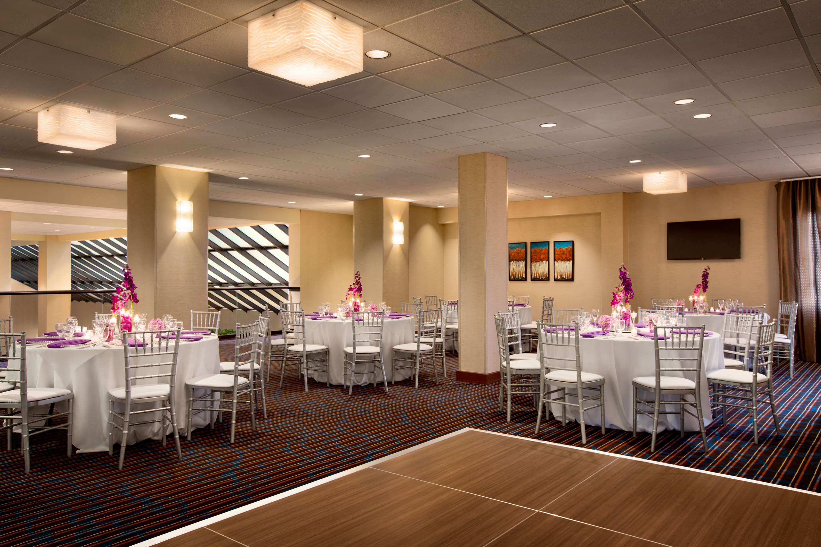 Meeting Room | Embassy Suites by Hilton Santa Clara Silicon Valley