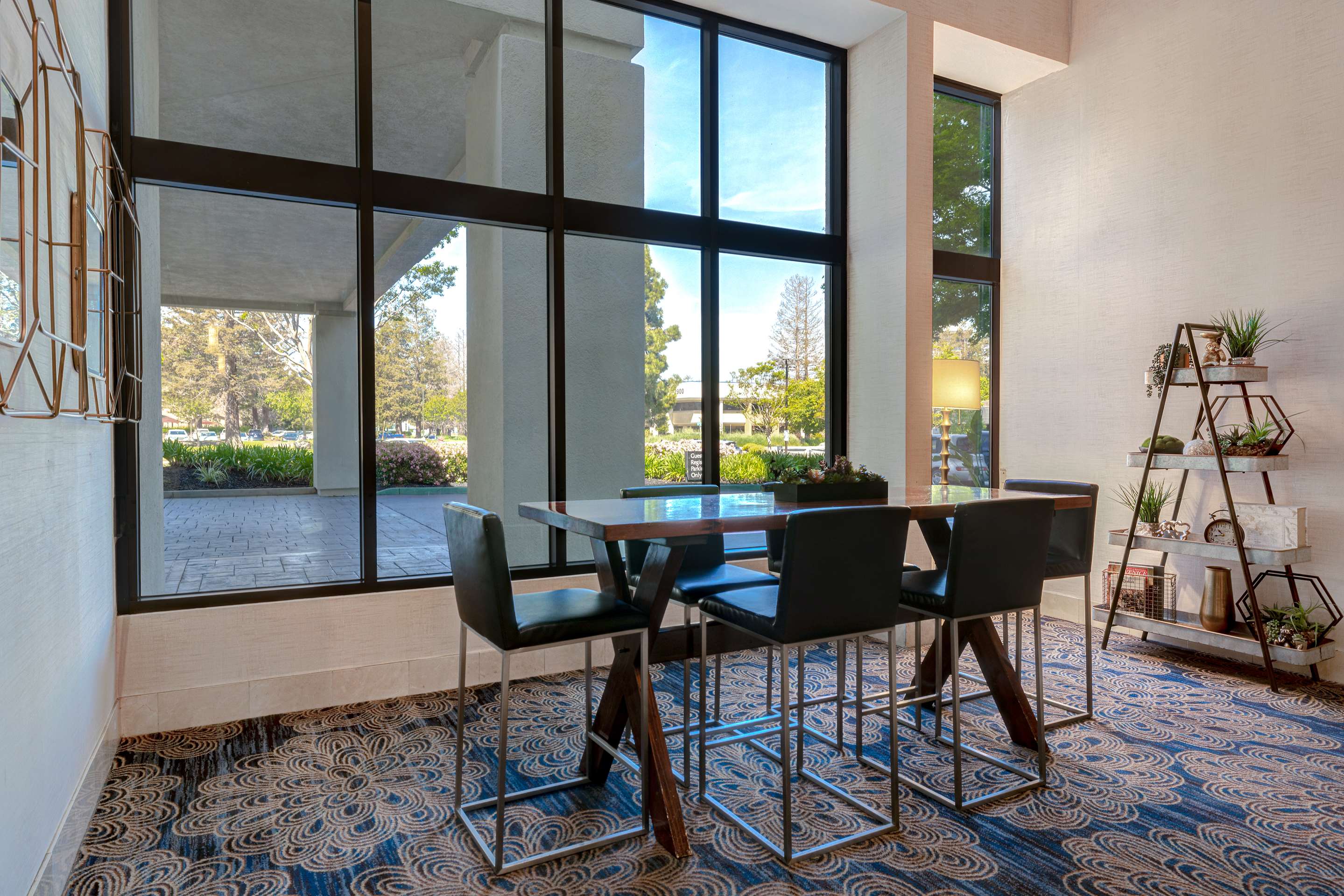 Lobby | Embassy Suites by Hilton Santa Clara Silicon Valley