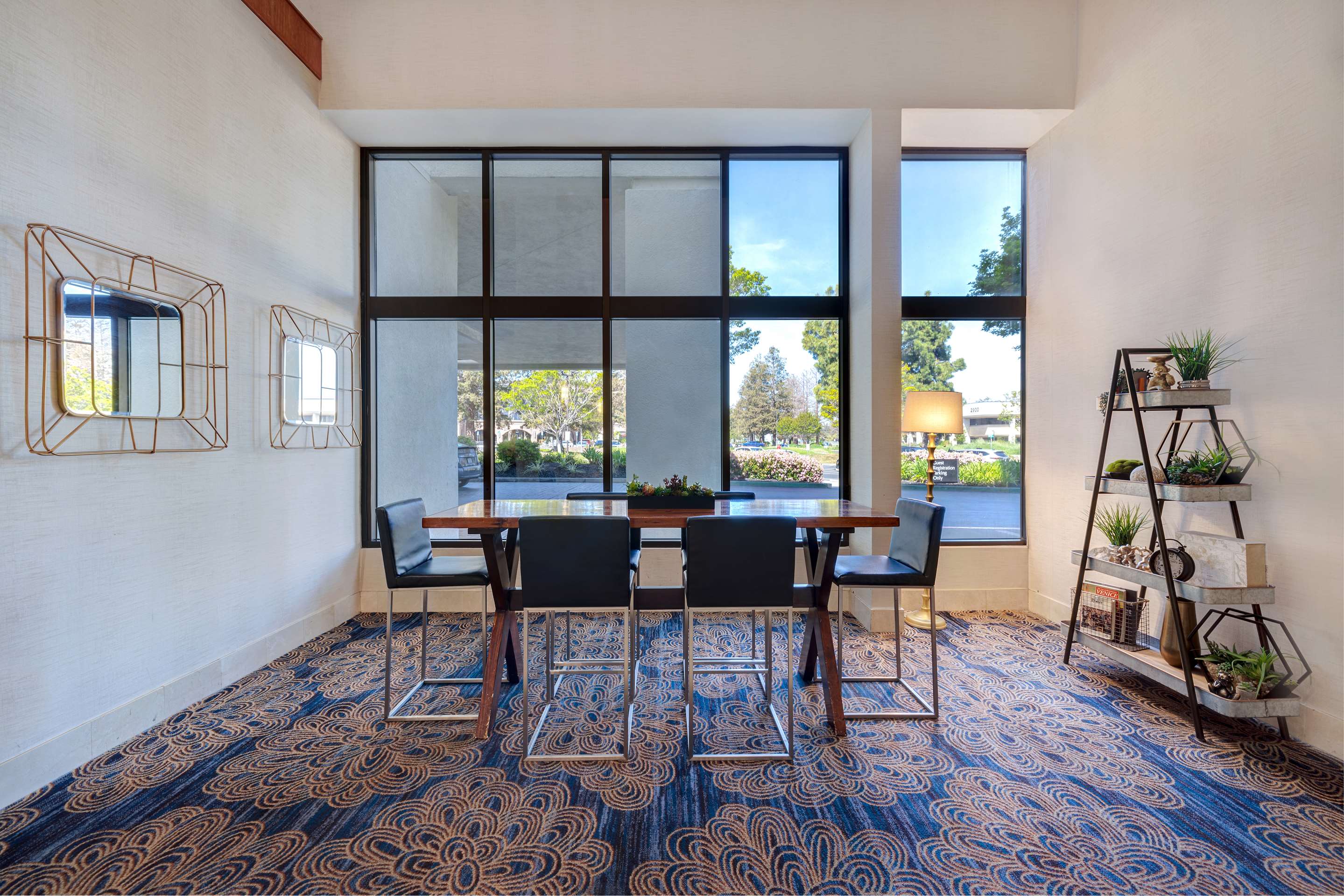 Lobby | Embassy Suites by Hilton Santa Clara Silicon Valley