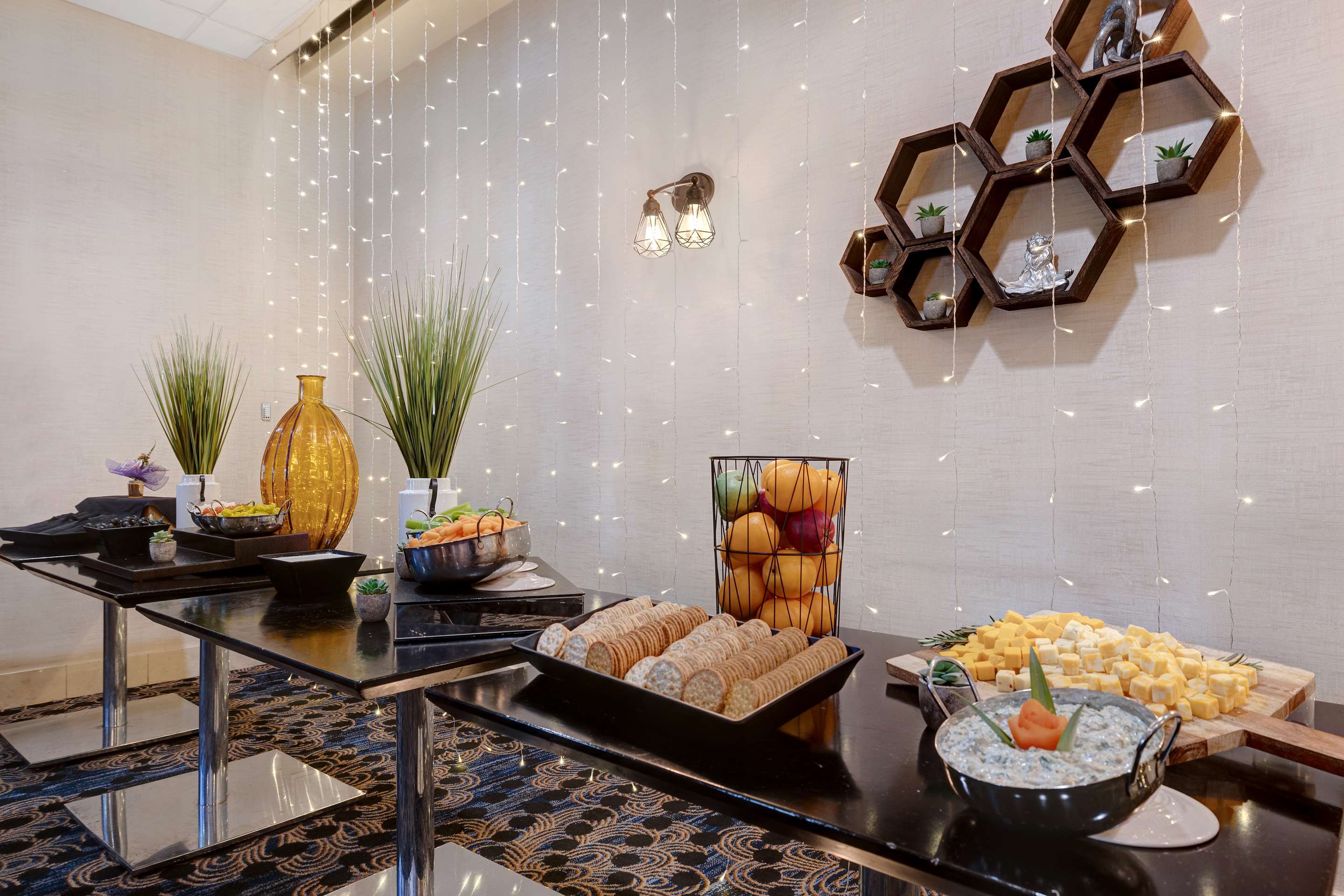Restaurant | Embassy Suites by Hilton Santa Clara Silicon Valley