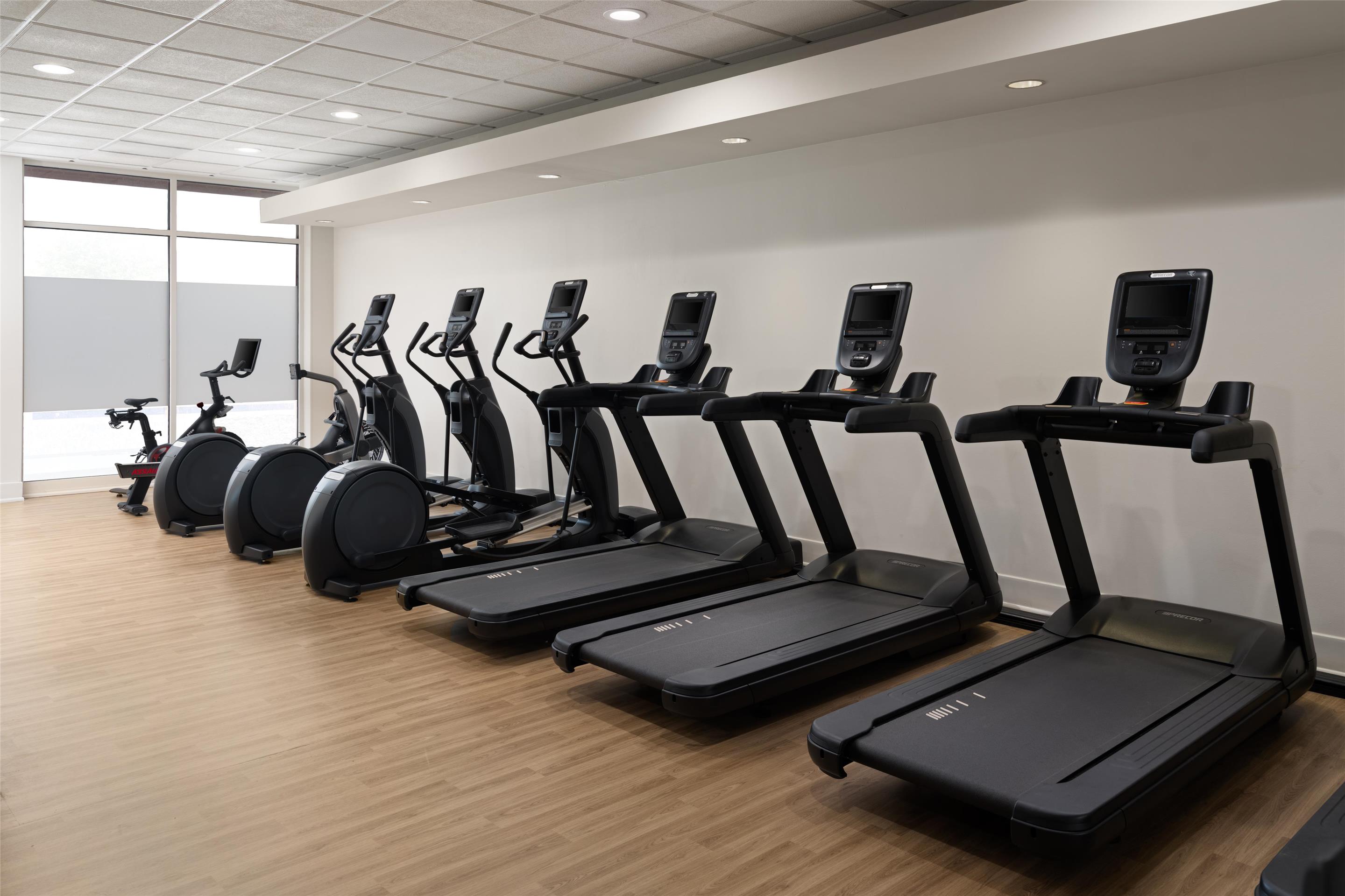 Health club fitness center gym | Embassy Suites by Hilton San Marcos Hotel Conference Center