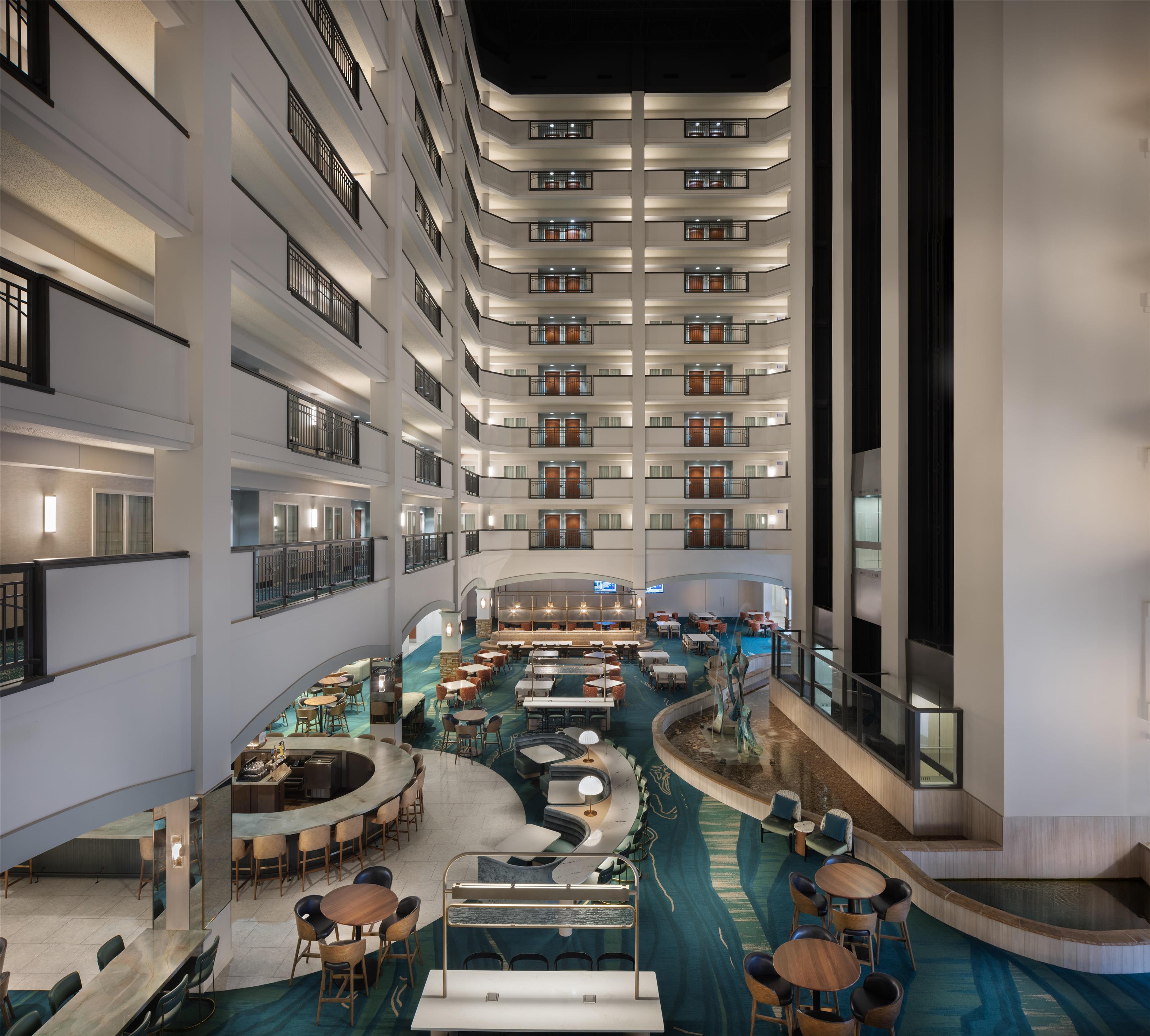 Lobby | Embassy Suites by Hilton San Marcos Hotel Conference Center