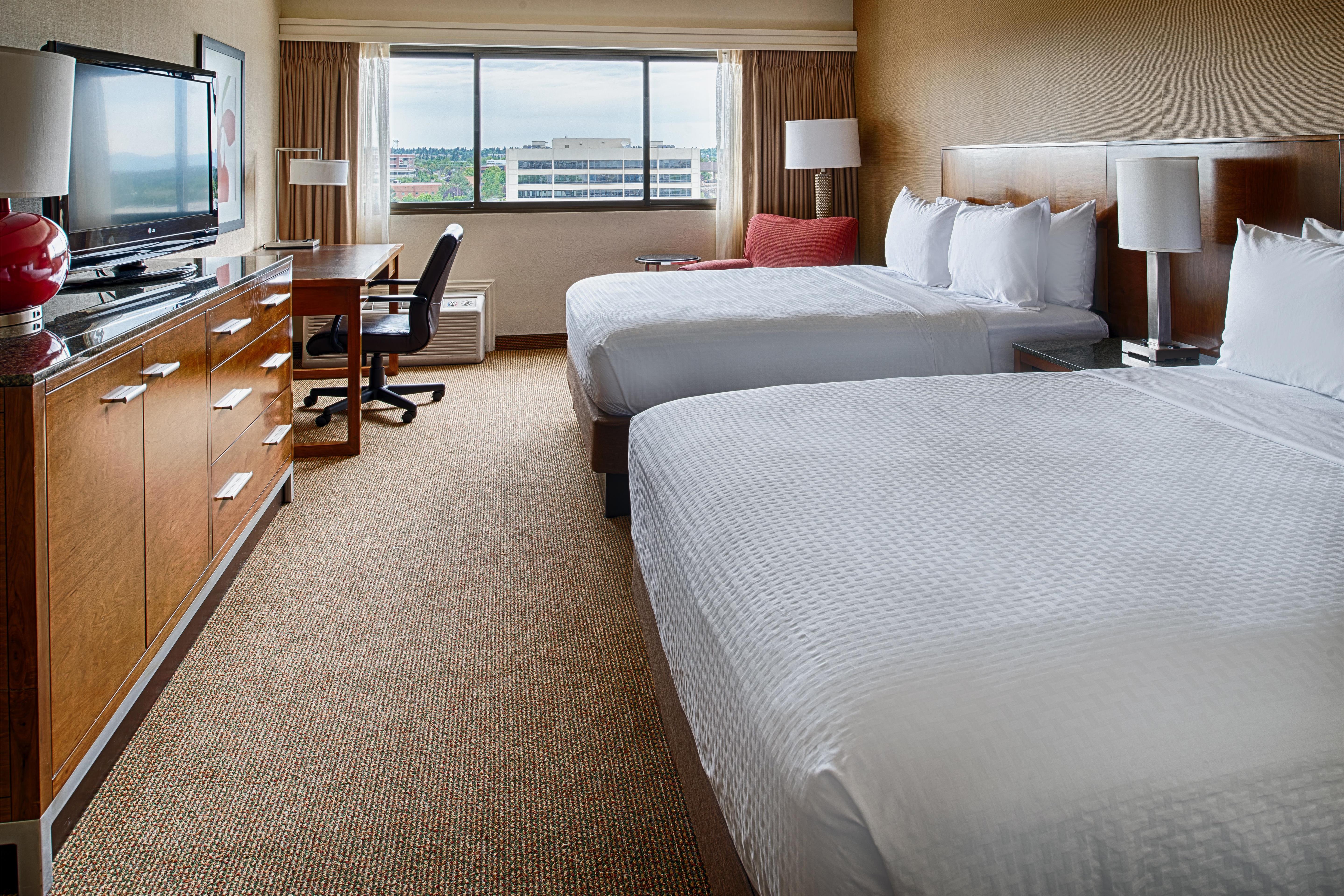 DoubleTree by Hilton Spokane City Center Room Type - 2 QUEEN BEDS ACCSS RIVERVW
