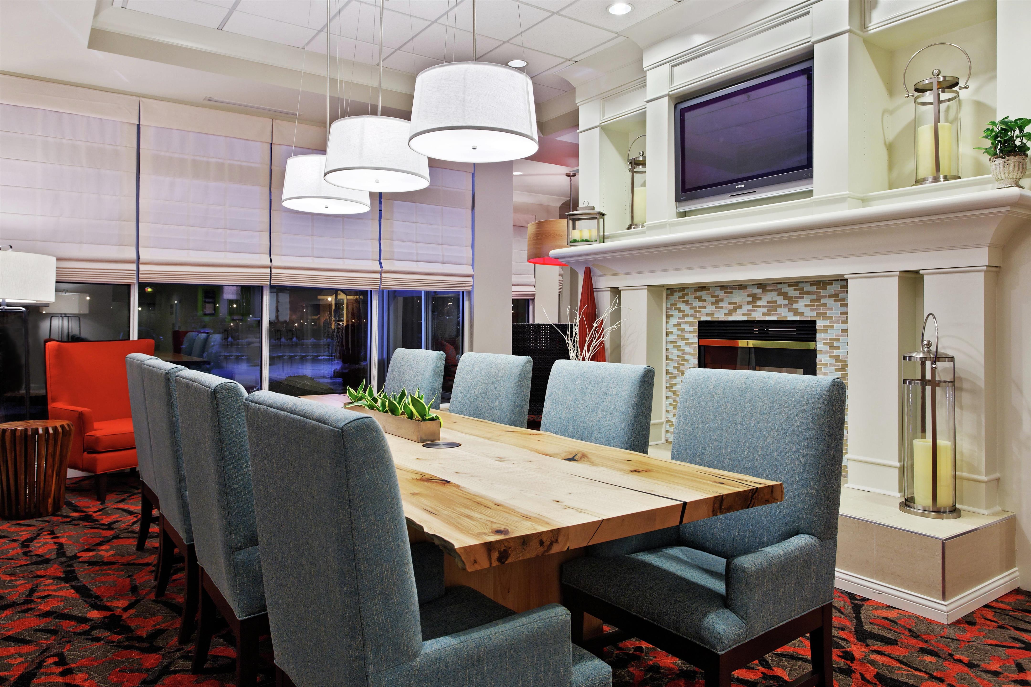 Lobby | Hilton Garden Inn Springfield, IL.
