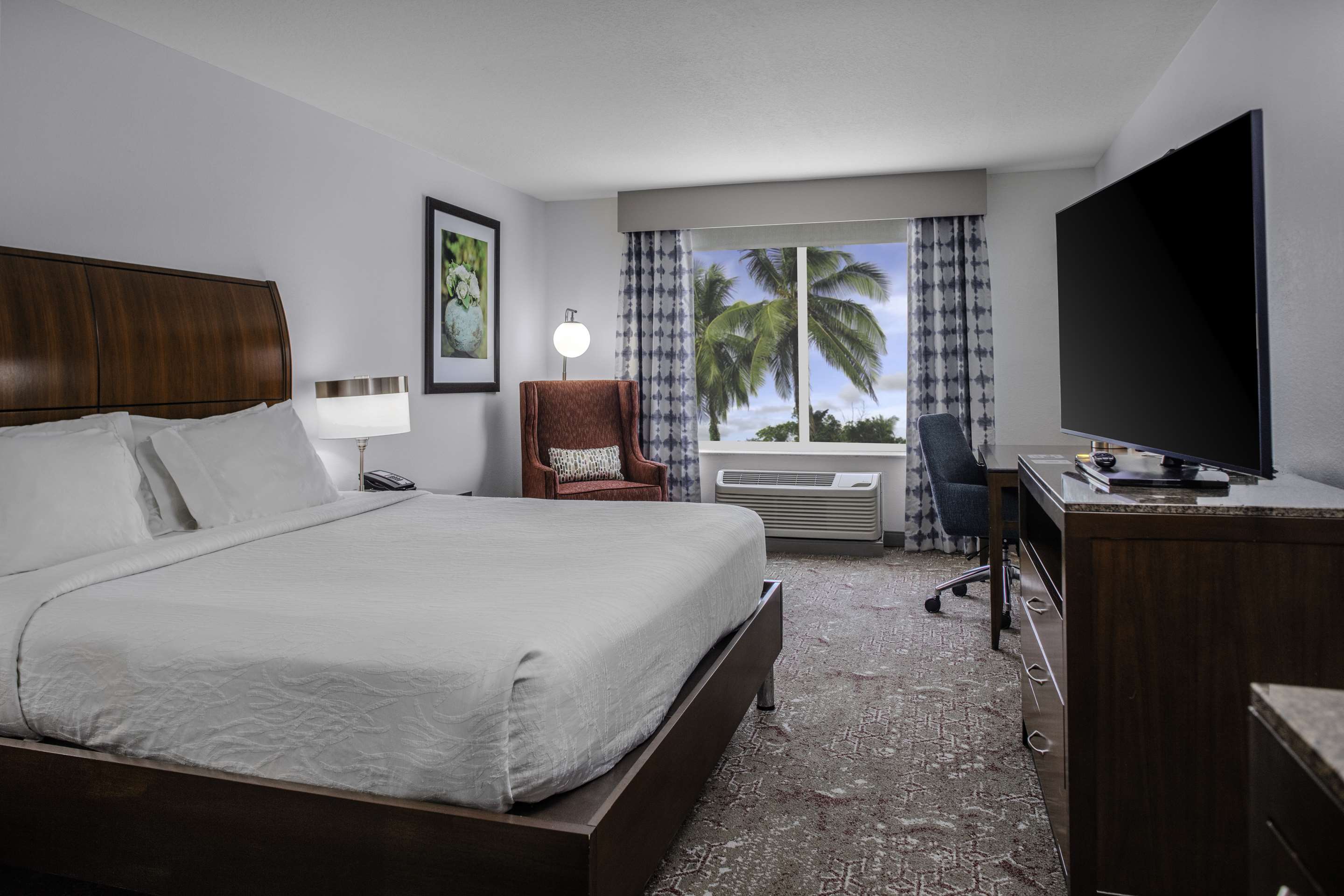 Guest room