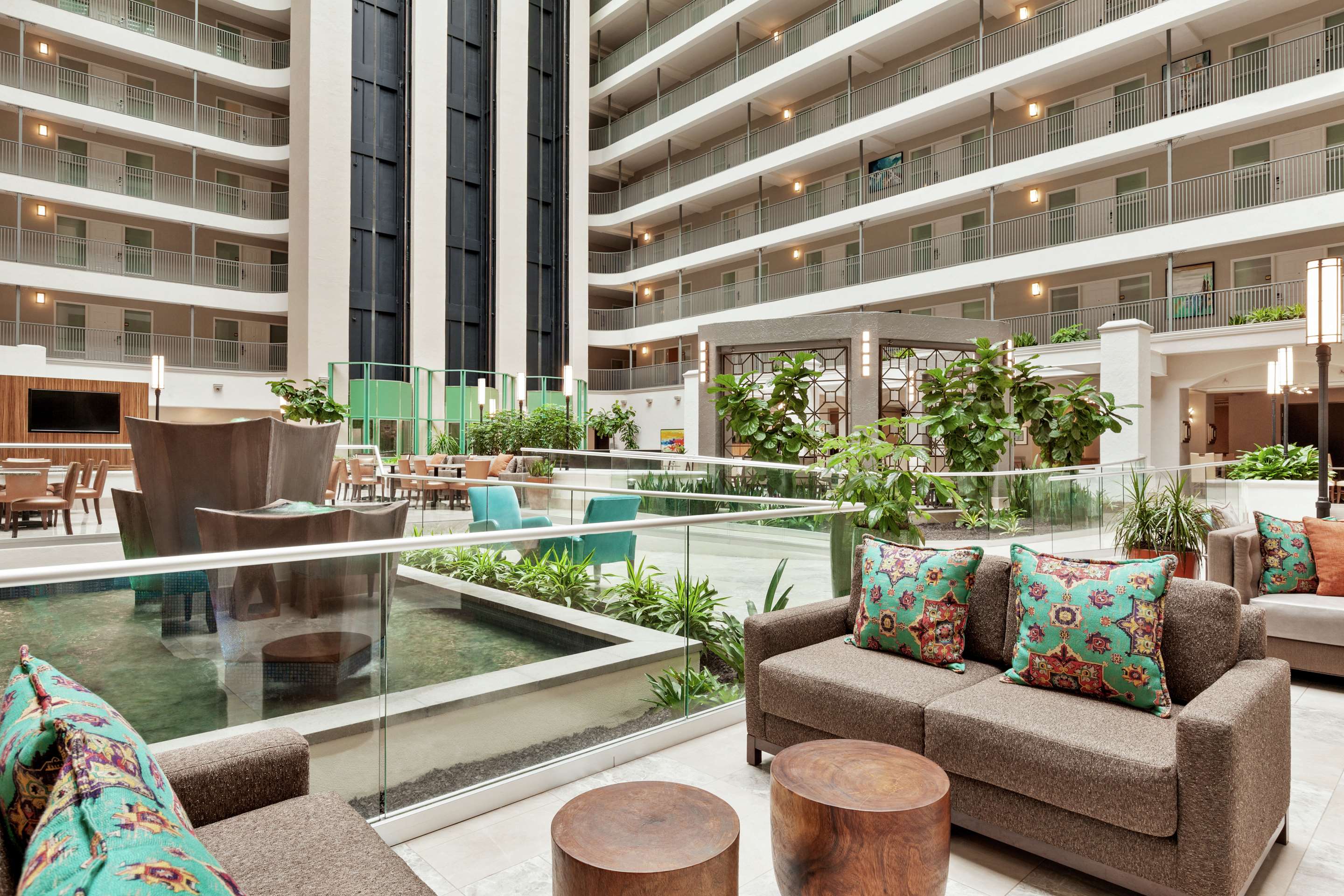 Lobby | Embassy Suites by Hilton Santa Ana Orange County Airport