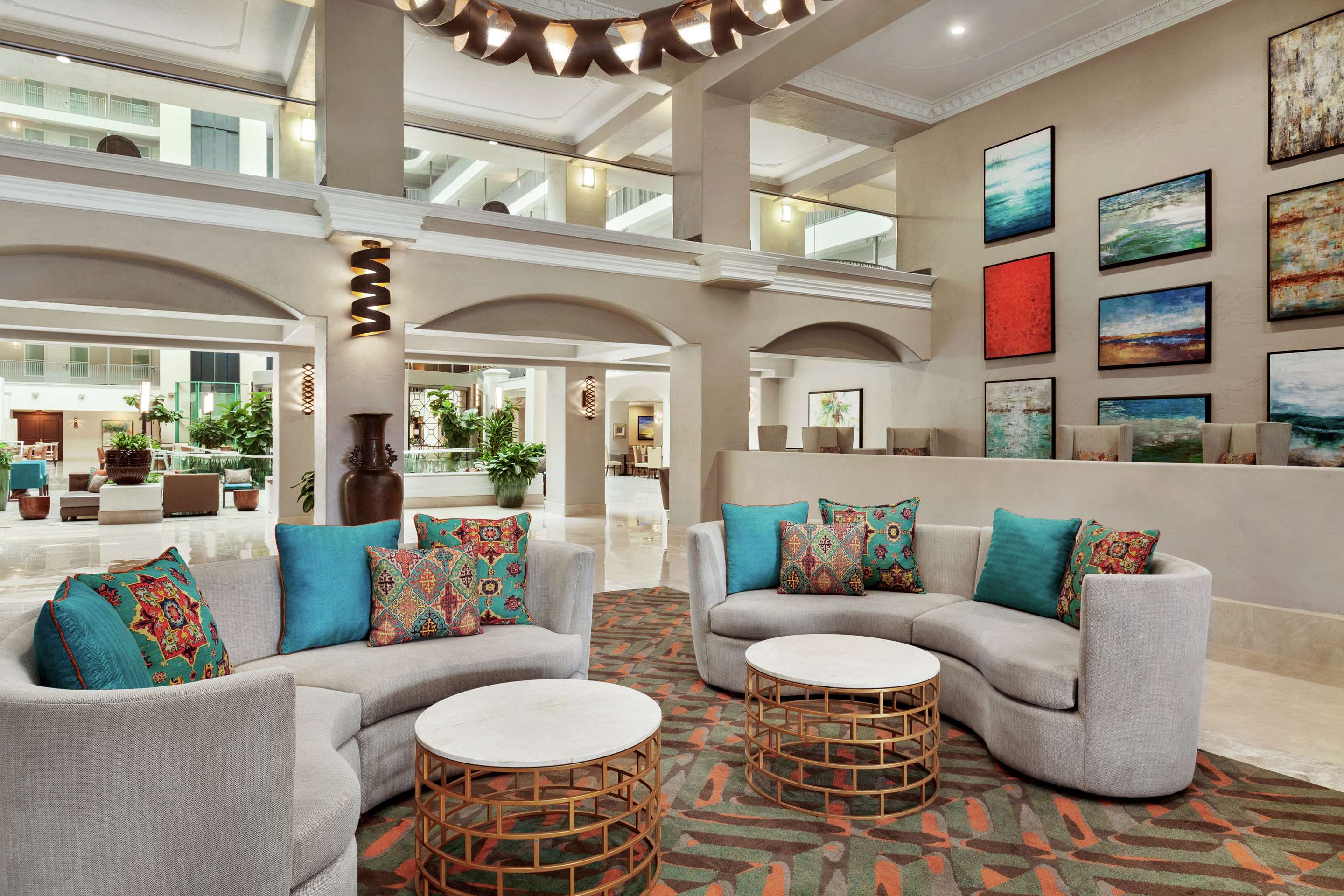 Lobby | Embassy Suites by Hilton Santa Ana Orange County Airport