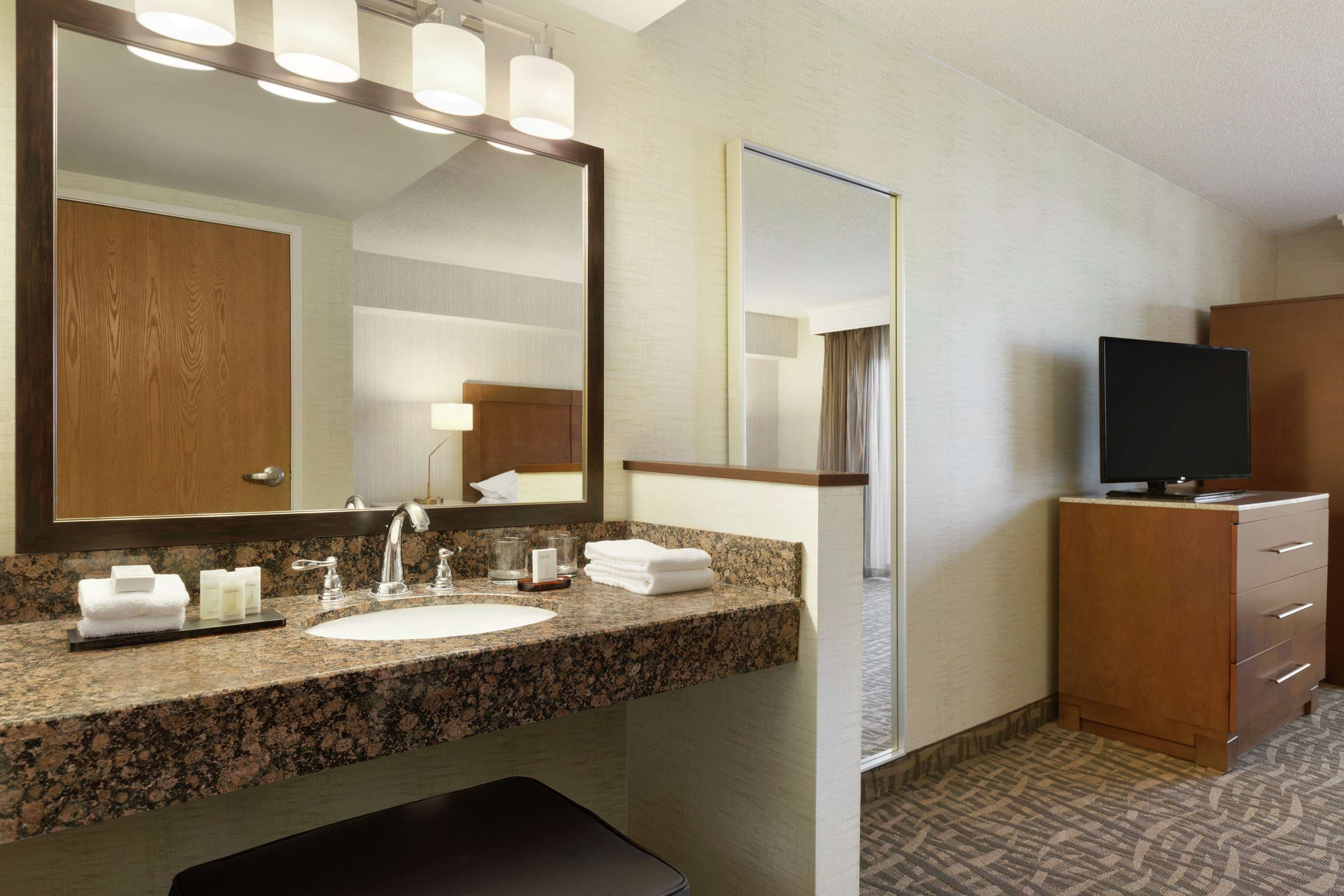 Guest room amenity