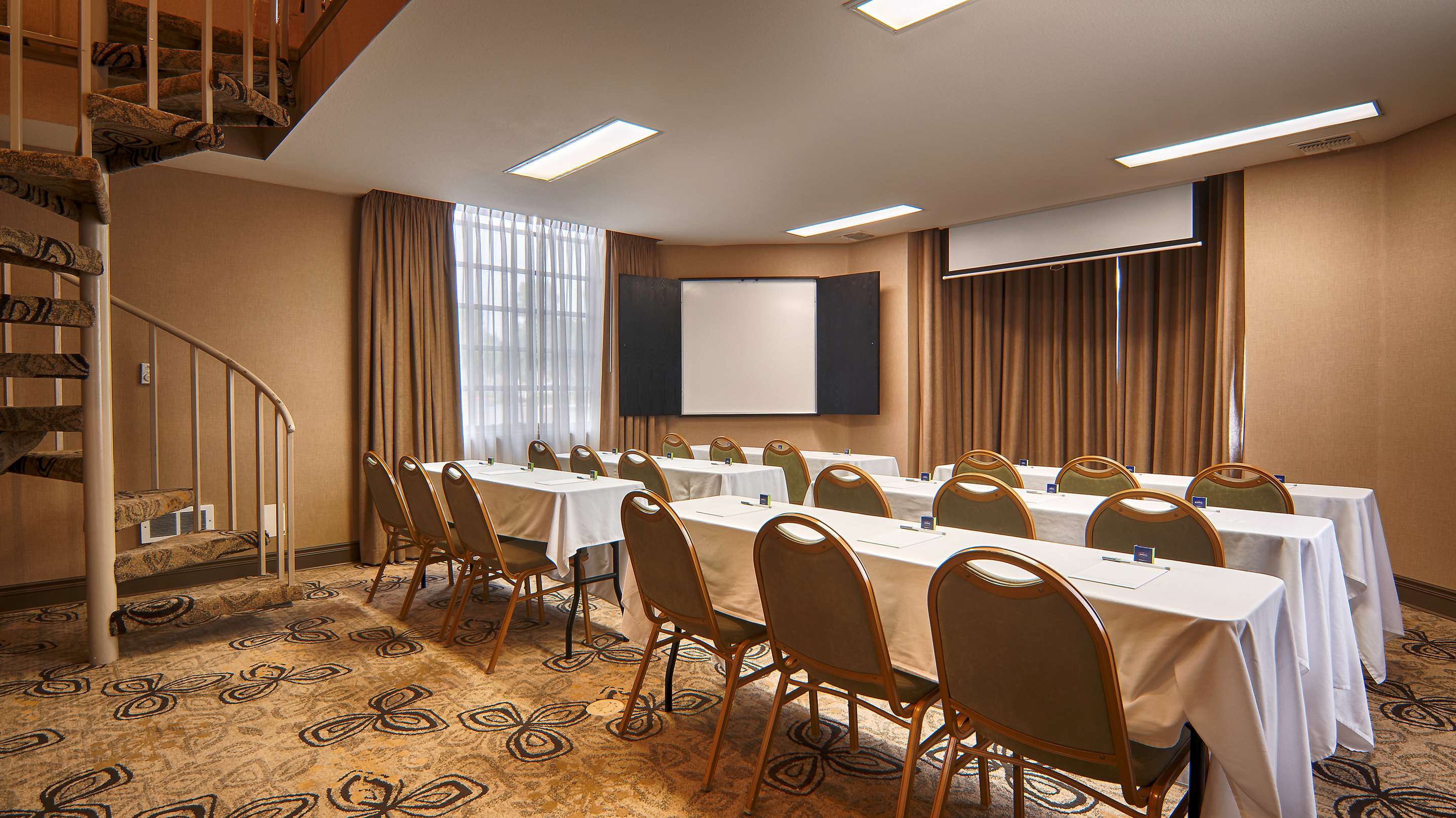 Meeting Room | Hampton Inn and Suites Santa Ana/Orange County Airport