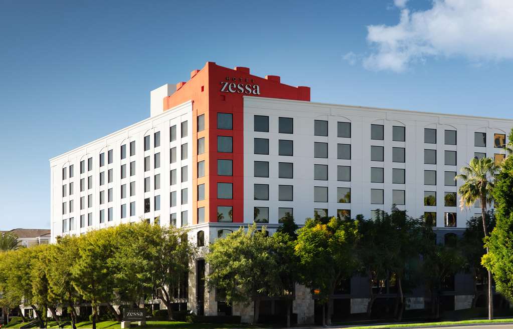 Hotel Zessa Santa Ana a DoubleTree